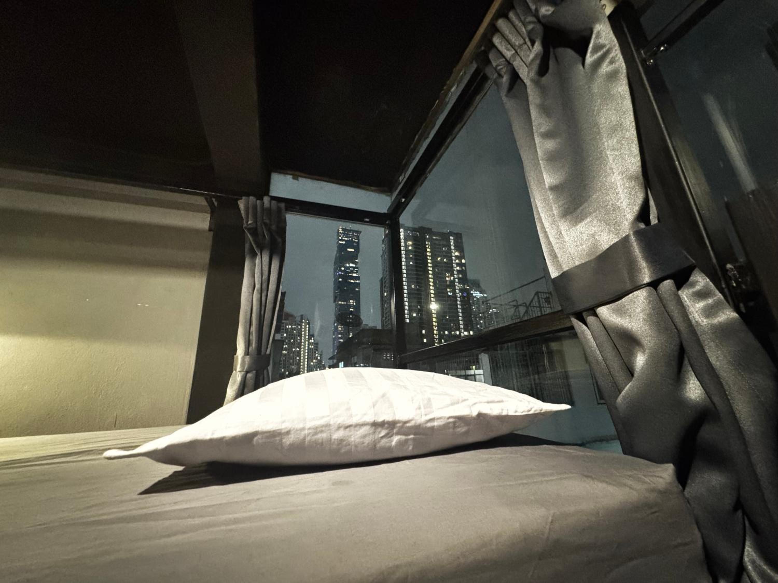 Stay At pan Hostel