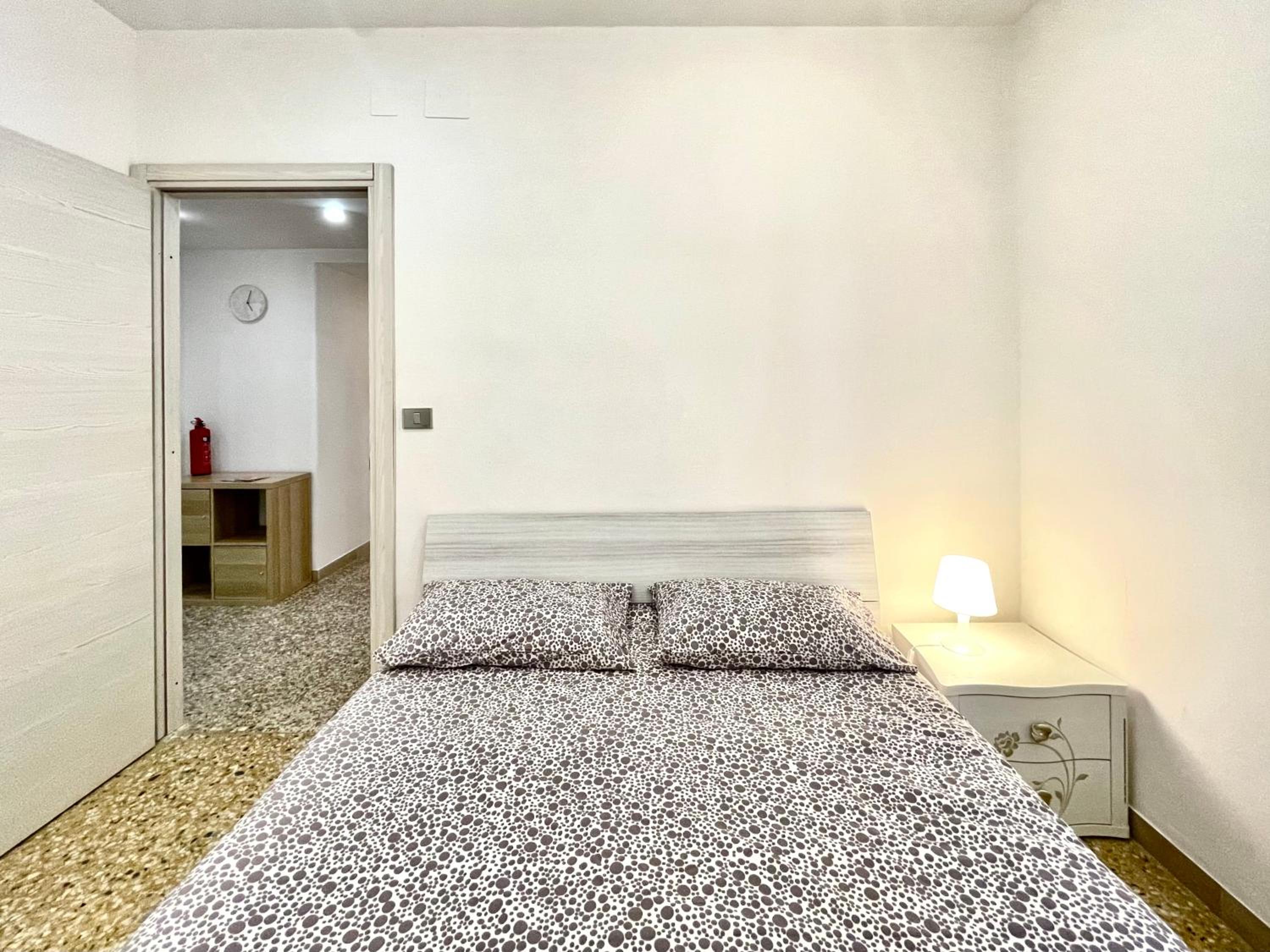 GRAMSCI HOUSE - a due passi dal mare - Anzio Centro