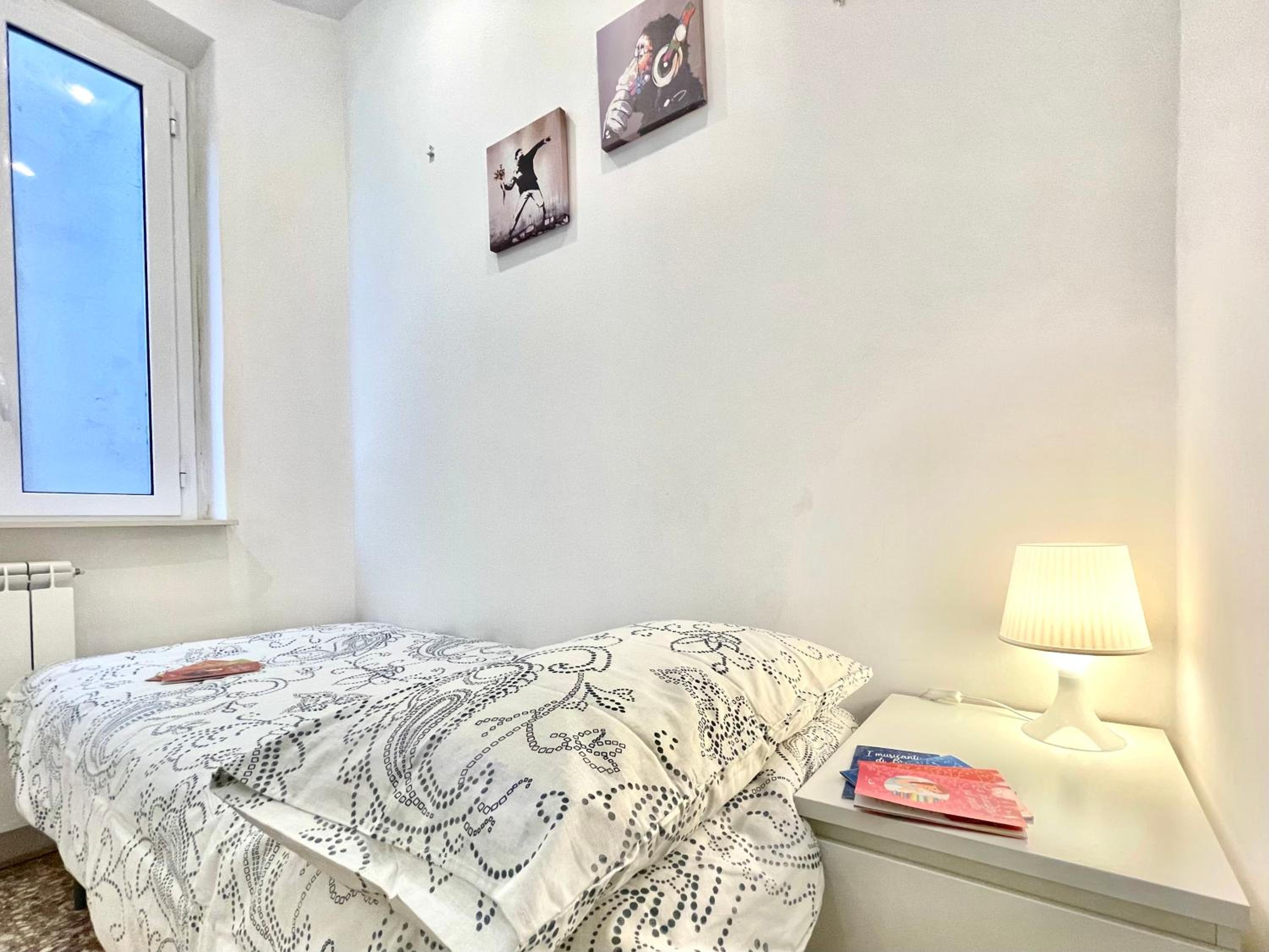 GRAMSCI HOUSE - a due passi dal mare - Anzio Centro