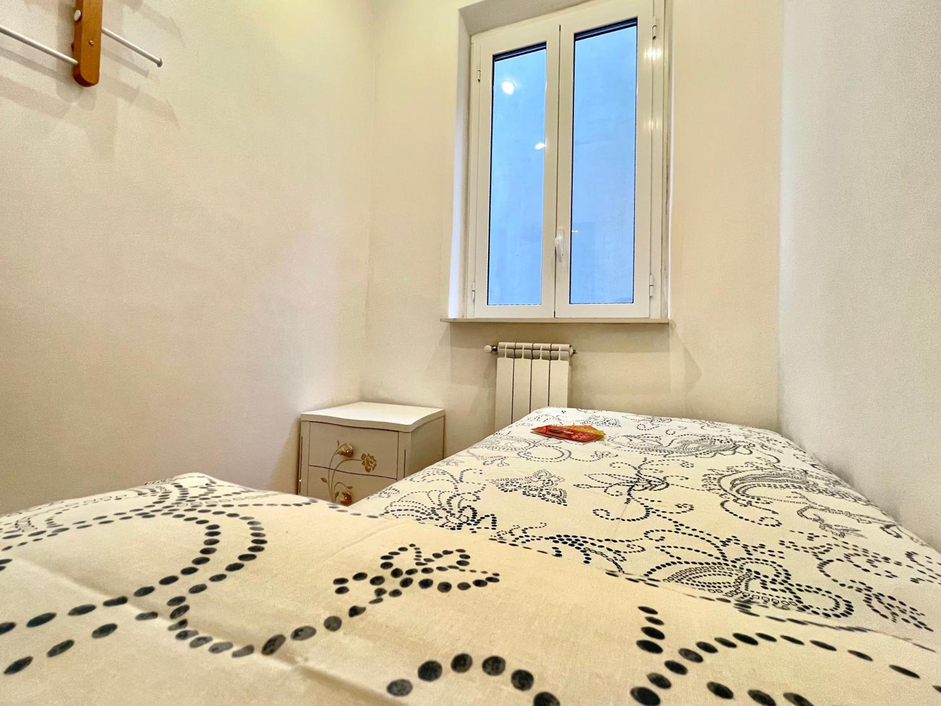 GRAMSCI HOUSE - a due passi dal mare - Anzio Centro