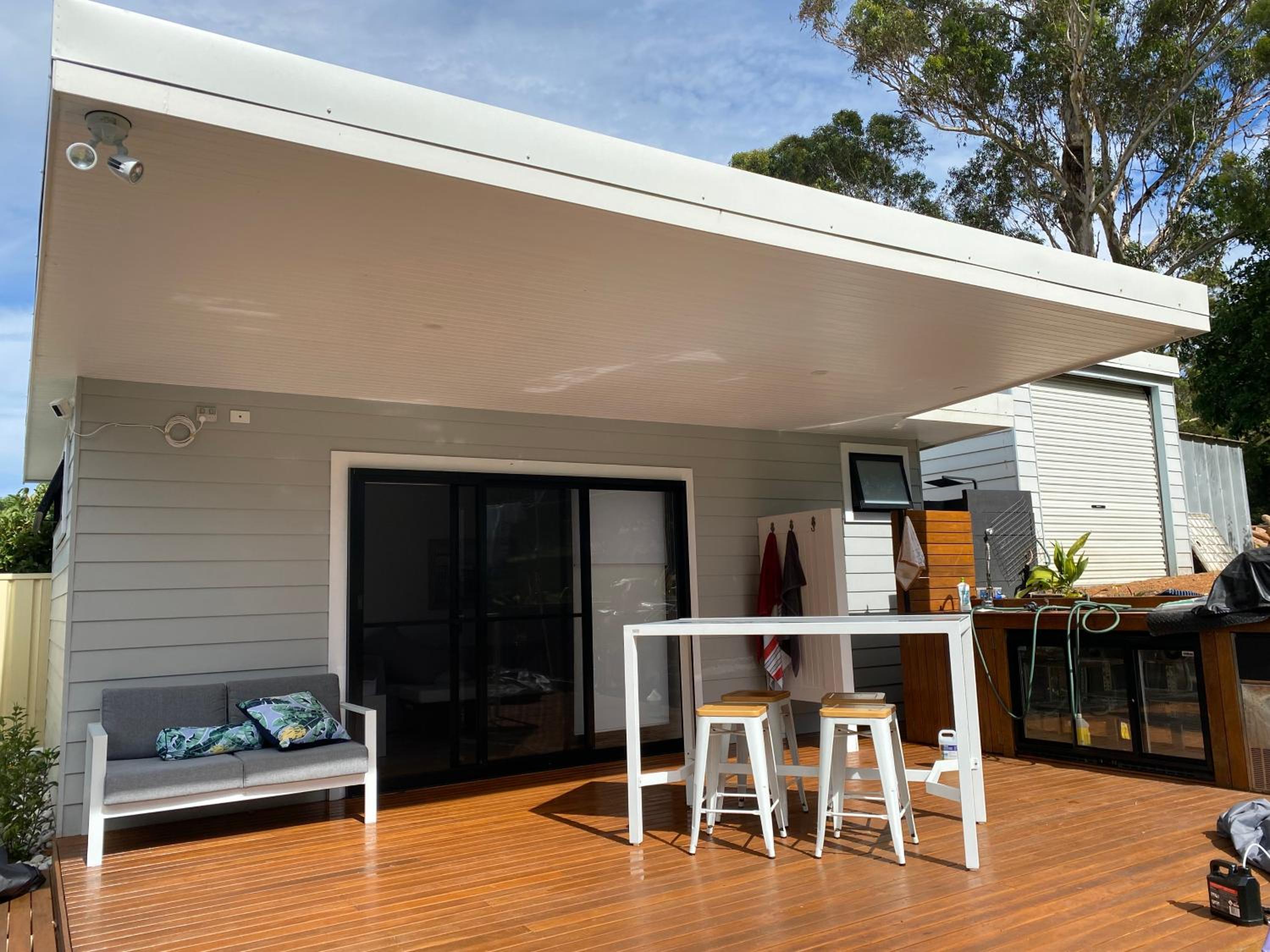 Golf Course & Beach Stay Self-Contained Guest House