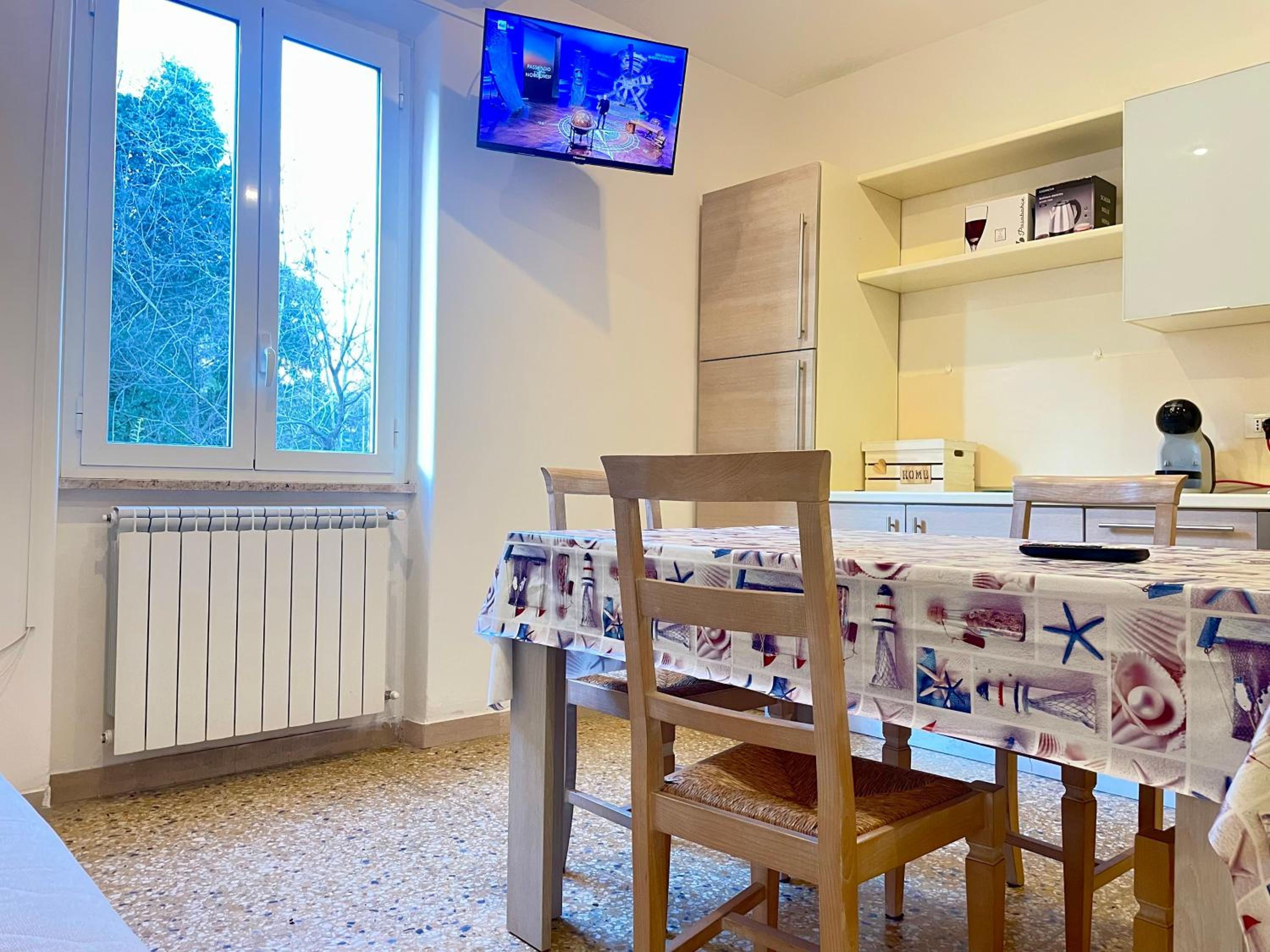 GRAMSCI HOUSE - a due passi dal mare - Anzio Centro