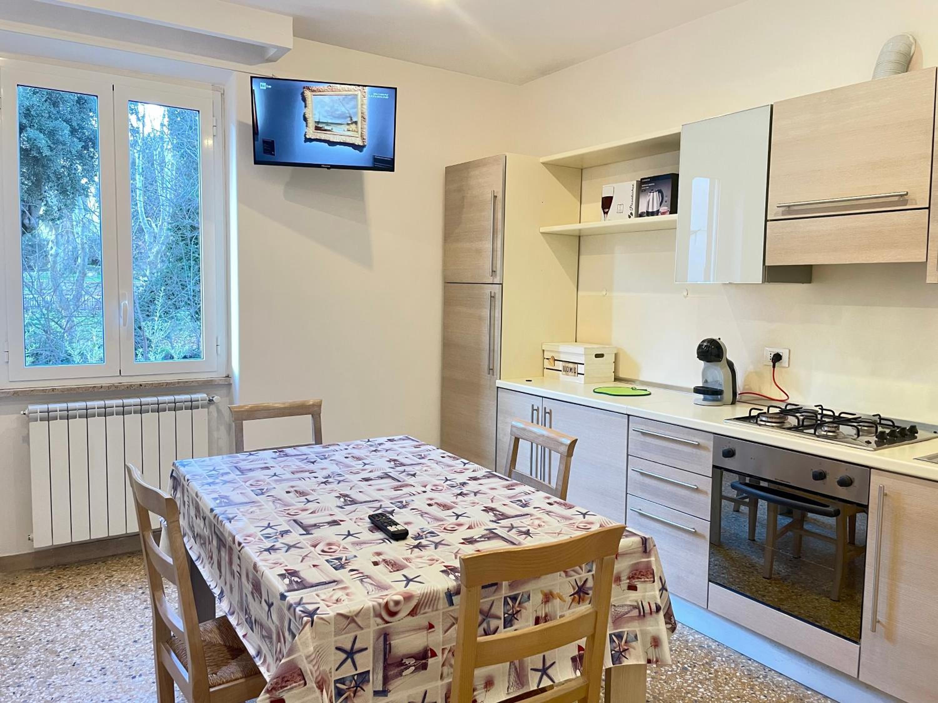 GRAMSCI HOUSE - a due passi dal mare - Anzio Centro