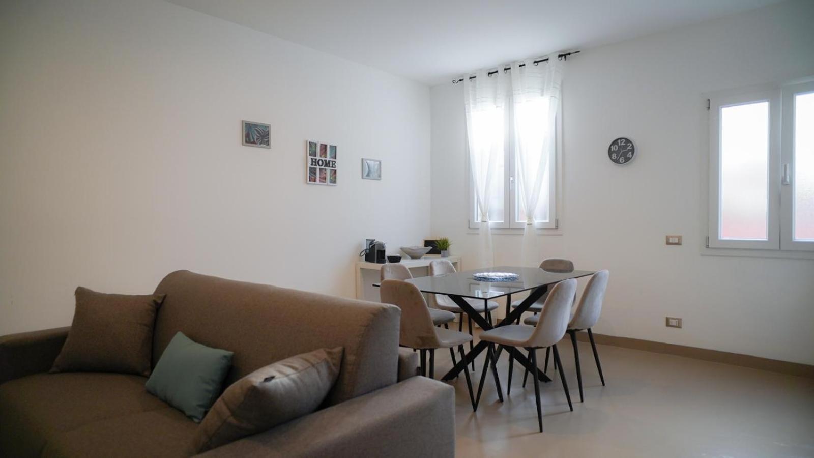 Marina Sea Apartments-Seaside Boutique