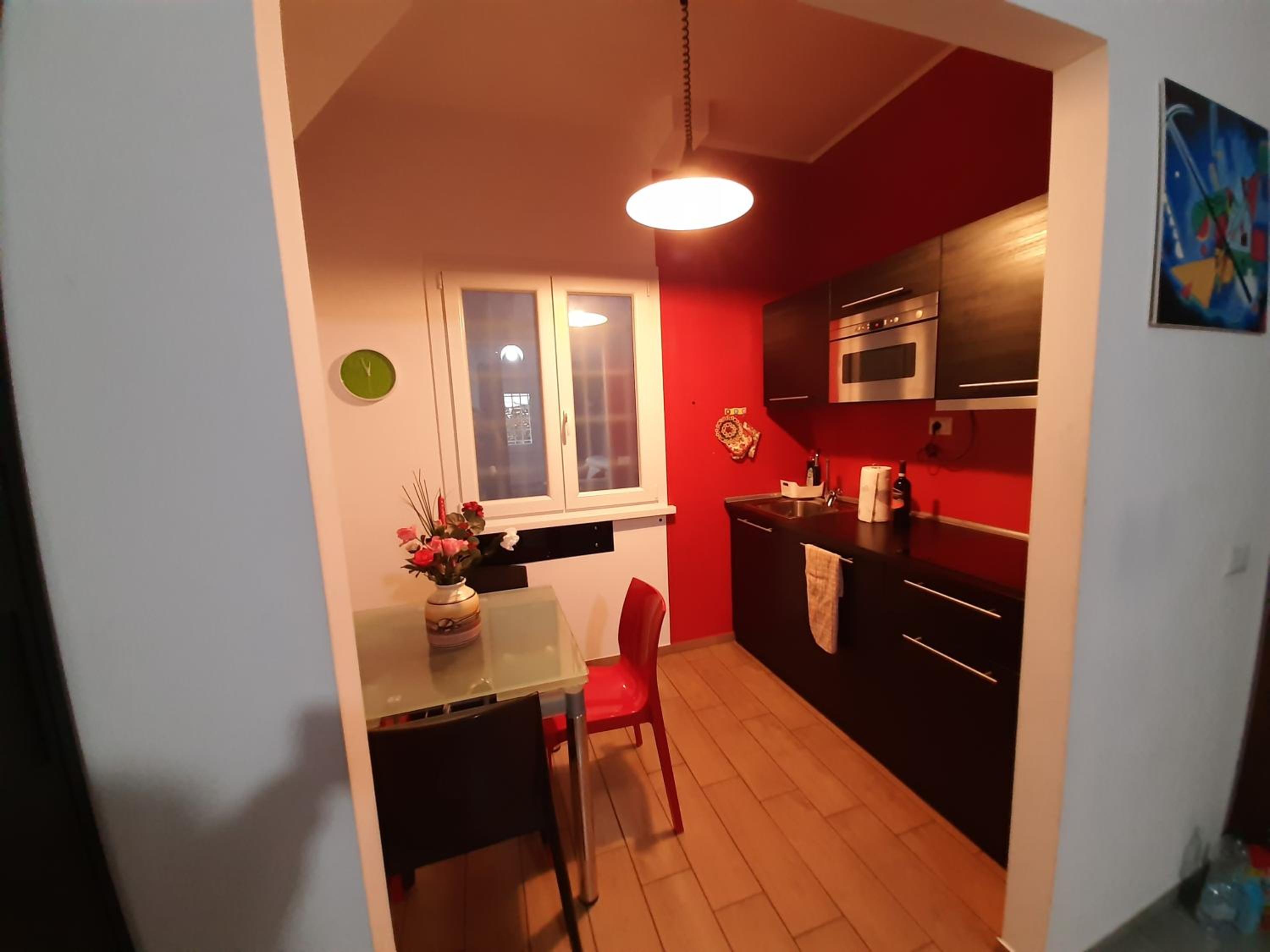Lovely flat next to vatican - private entrance