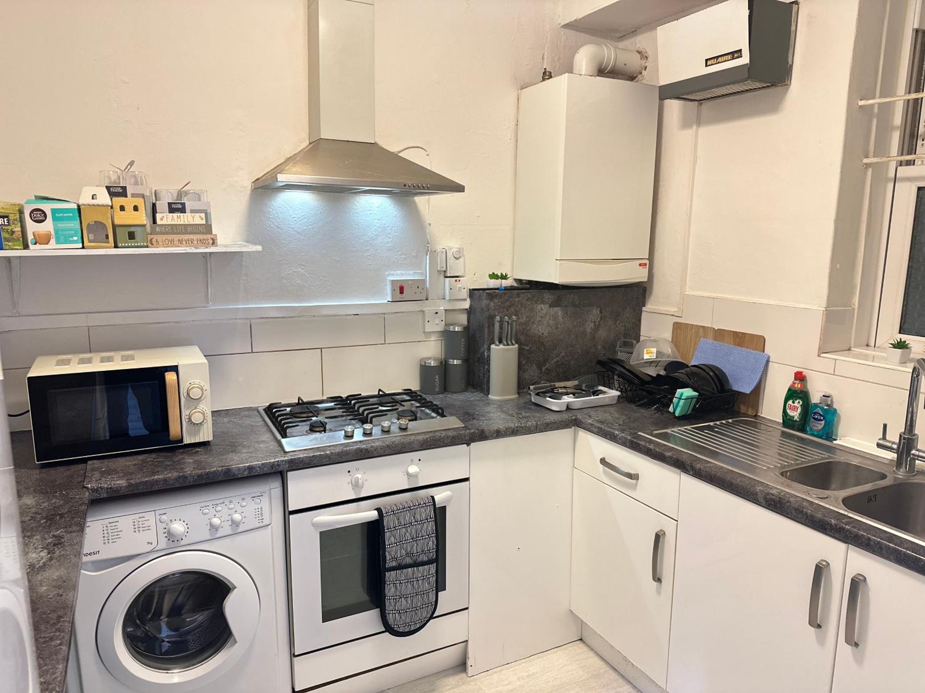 Flat in Aldgate East, London