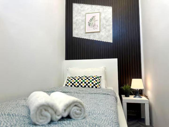Rest Partition Room in Tecom Near Metro