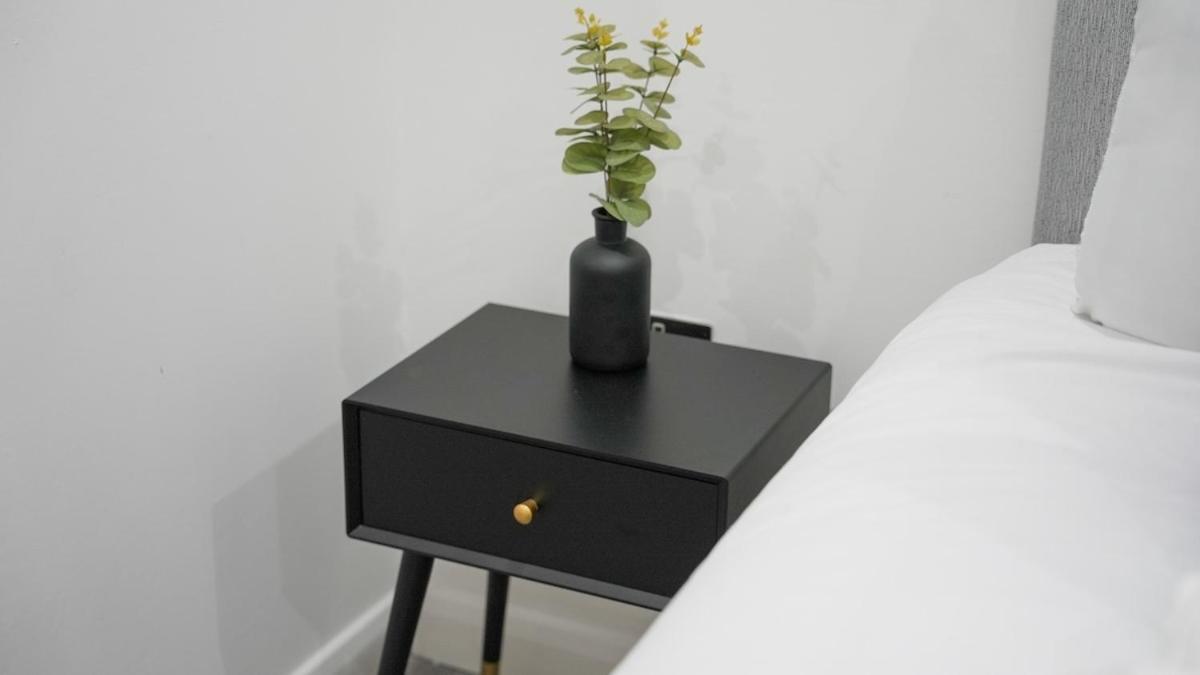 Emerald Luxe Leicester, City Centre Apartment, Sofa Bed, Netflix WiFi, Parking