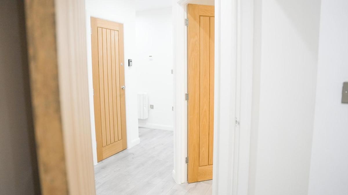 Emerald Luxe Leicester, City Centre Apartment, Sofa Bed, Netflix WiFi, Parking