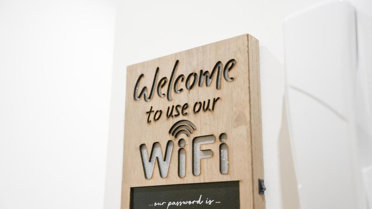 Emerald Luxe Leicester, City Centre Apartment, Sofa Bed, Netflix WiFi, Parking