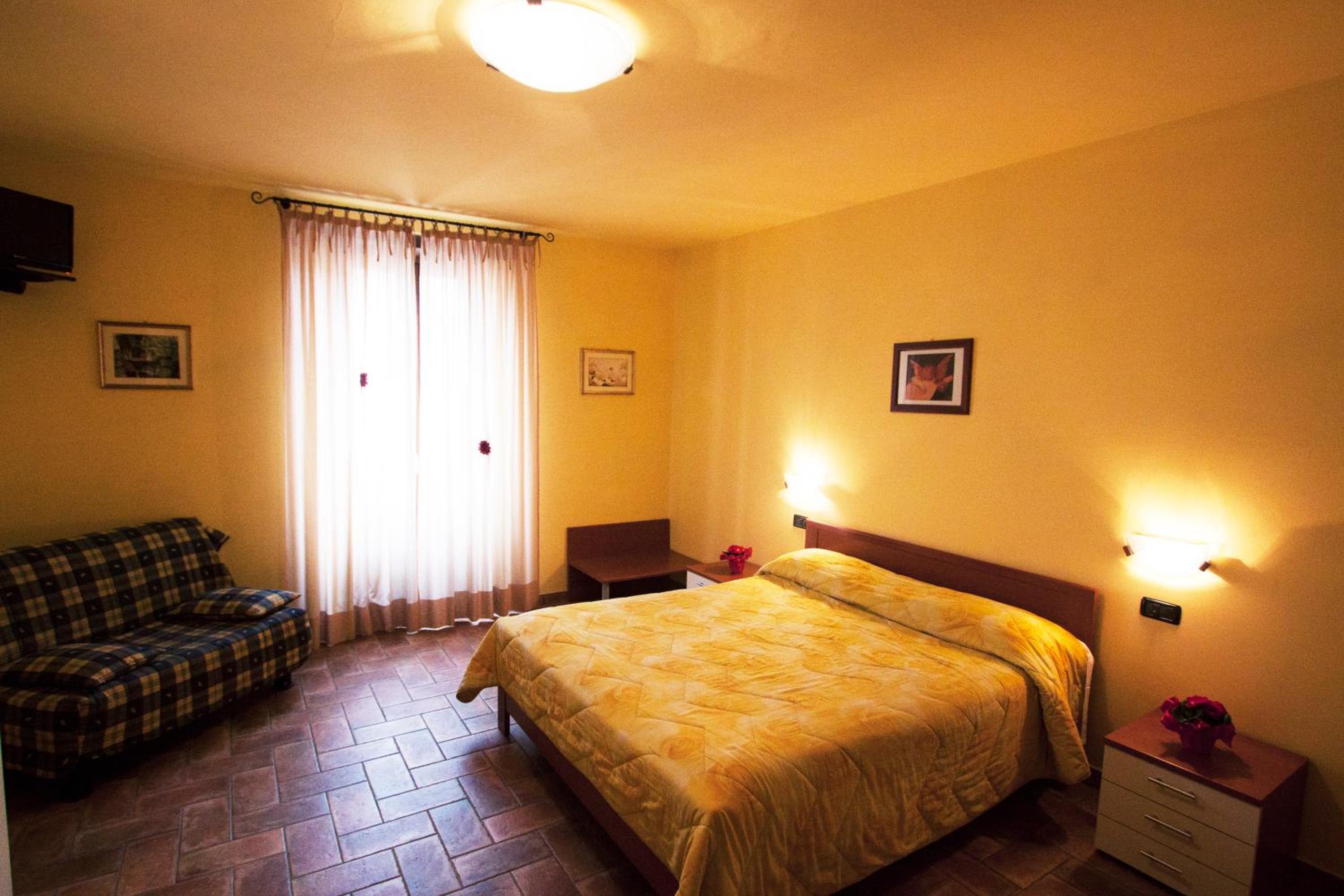 Camere Santucci