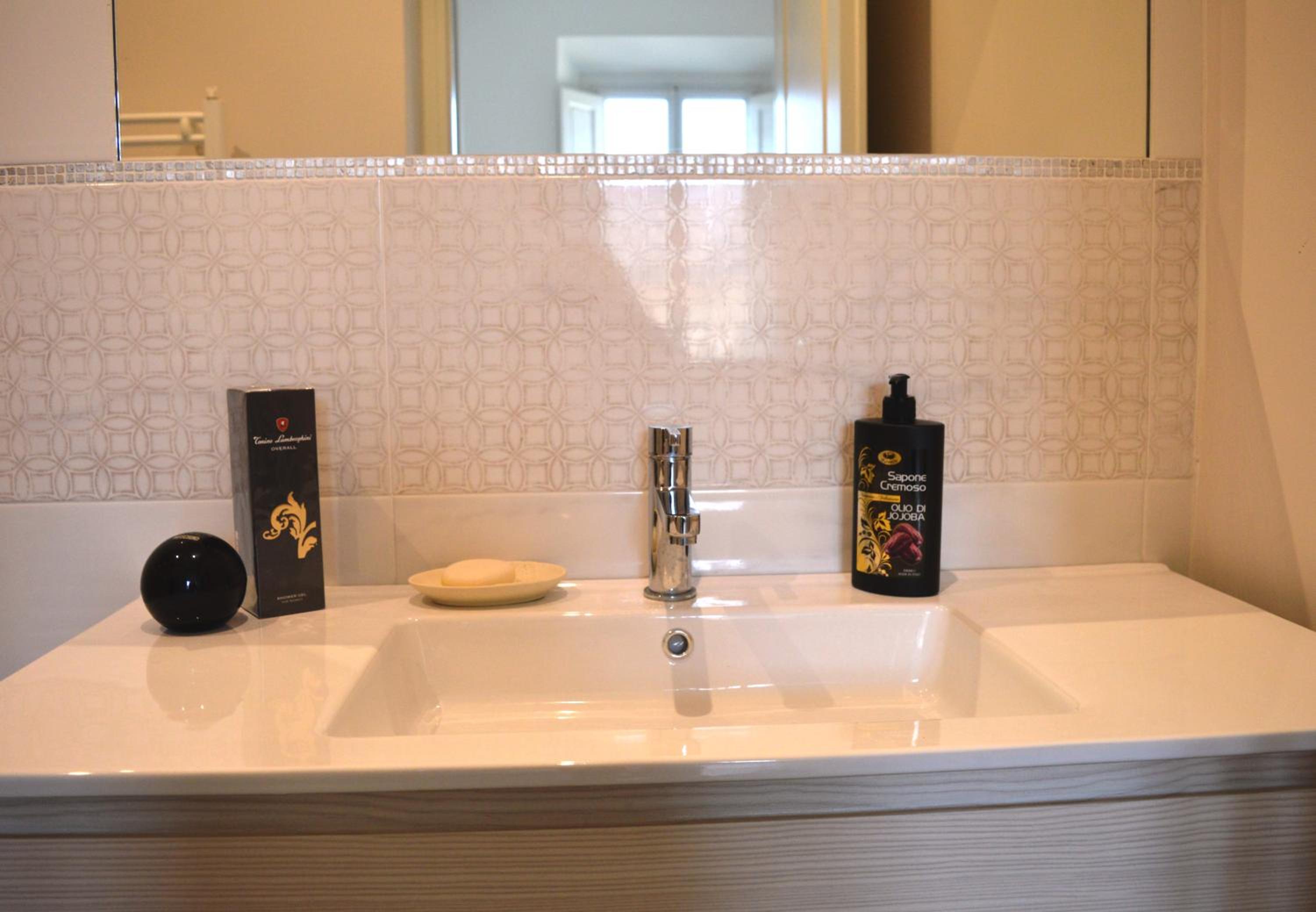 San Marco Suite Center