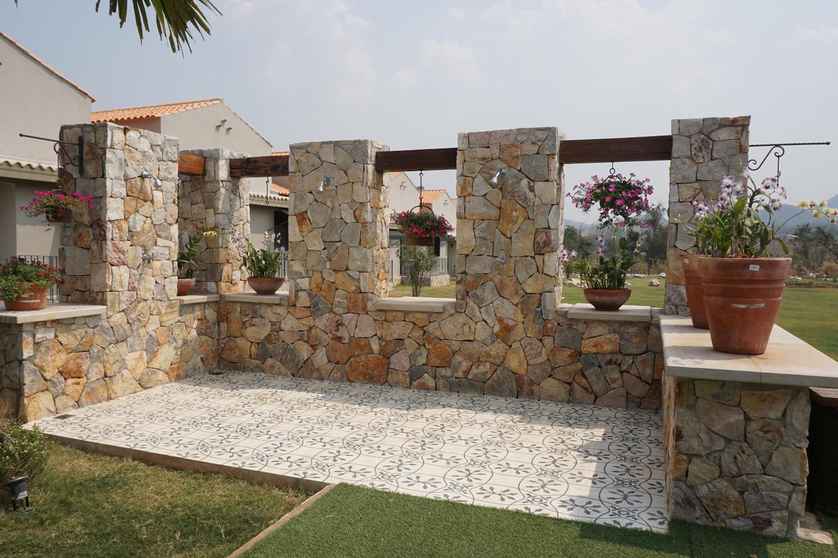 Mela Garden Retreat Cottage