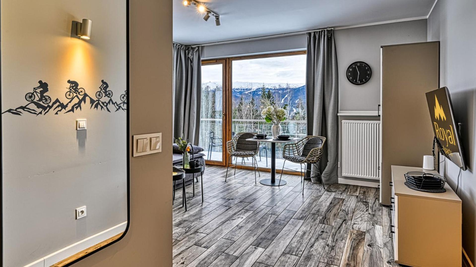 Apartamenty ROYAL APARTS VIP Widok 800 - z panoramą gór