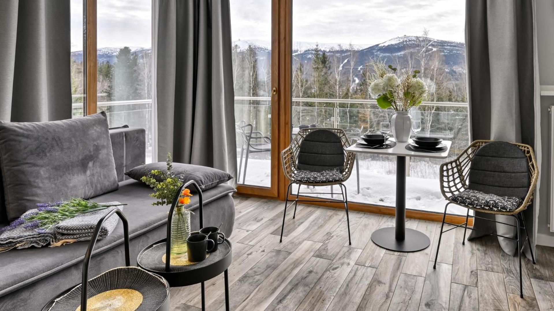 Apartamenty ROYAL APARTS VIP Widok 800 - z panoramą gór