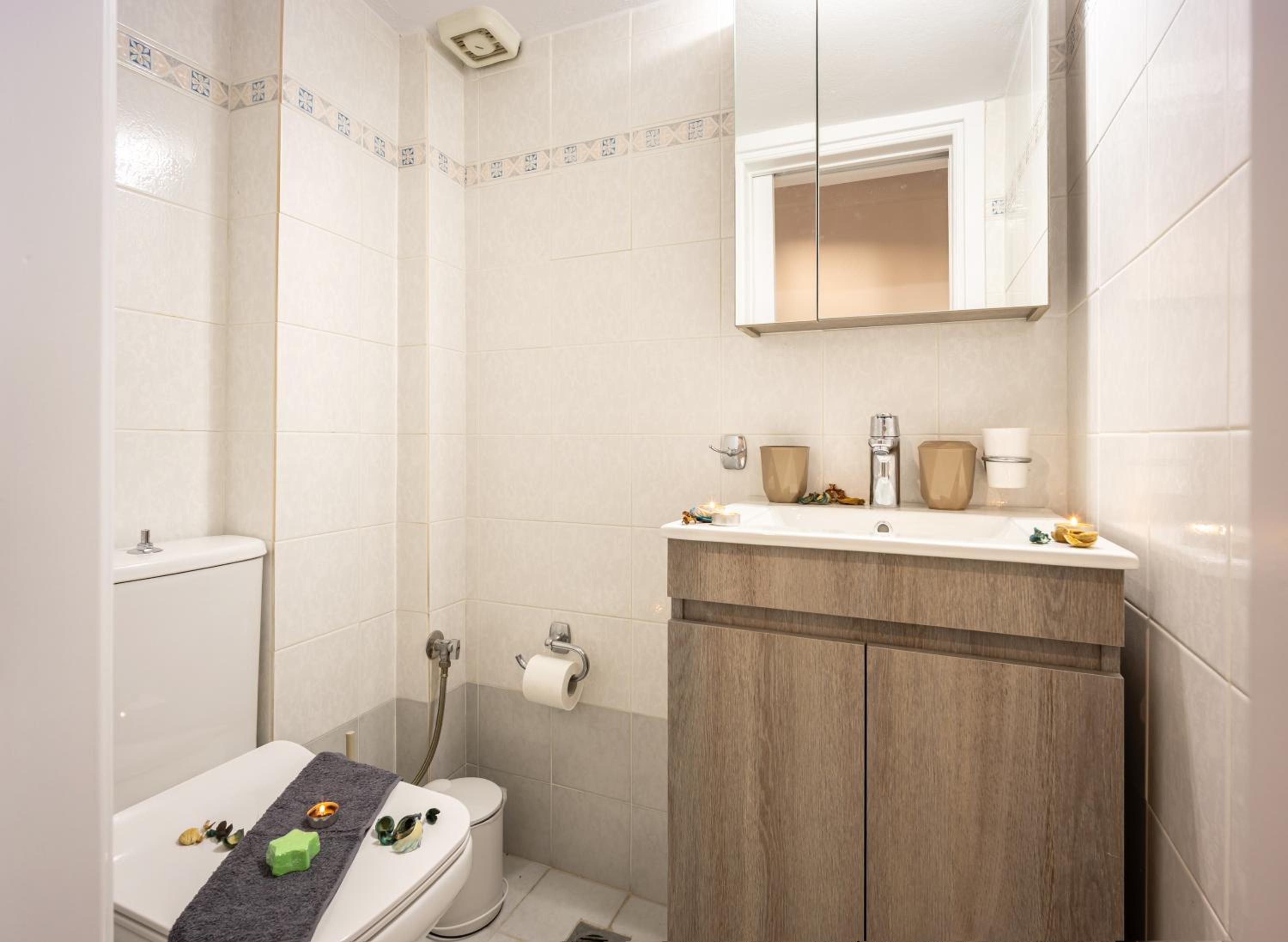 Acropolis Retreat Stay in Style