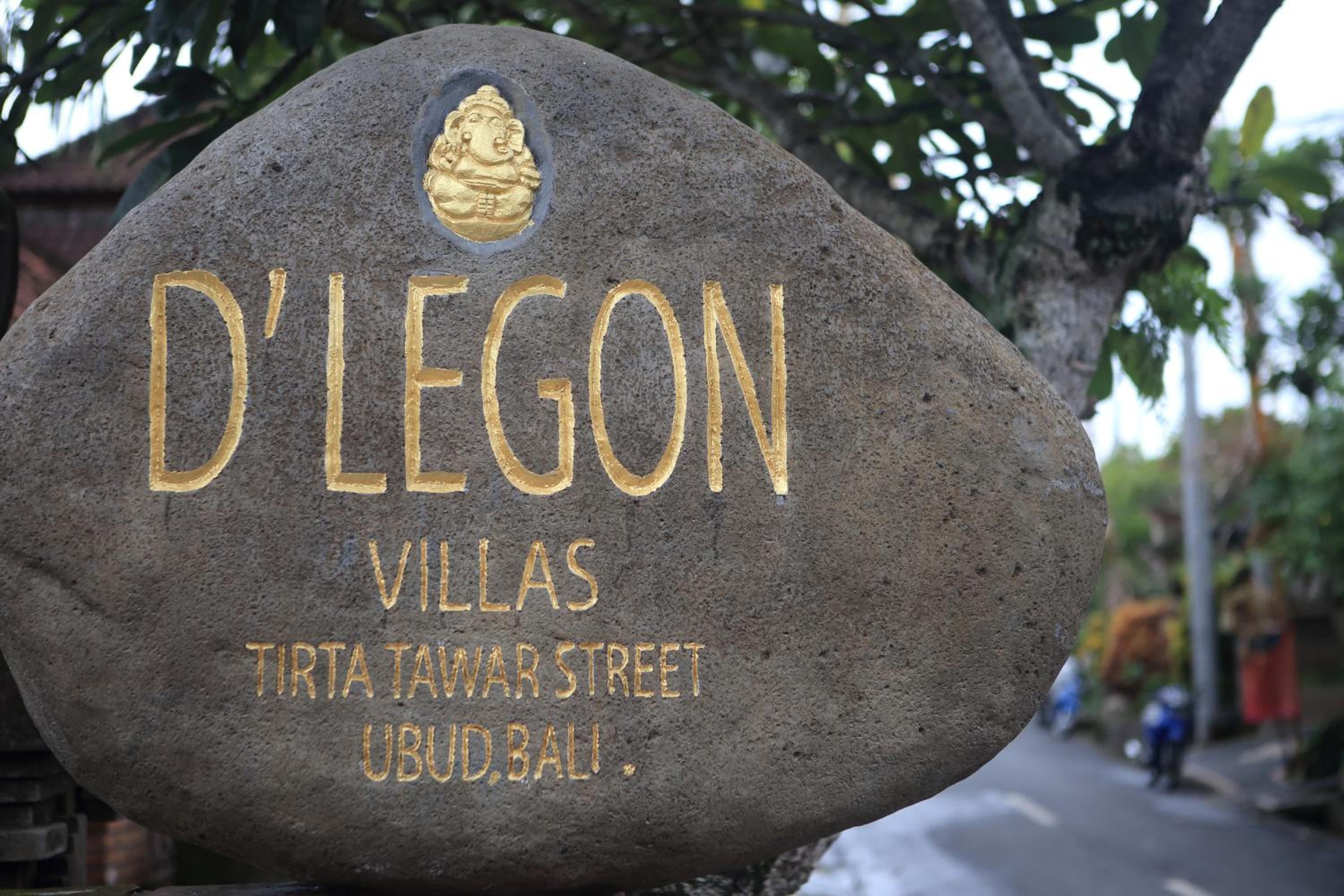 D'Legon Villas