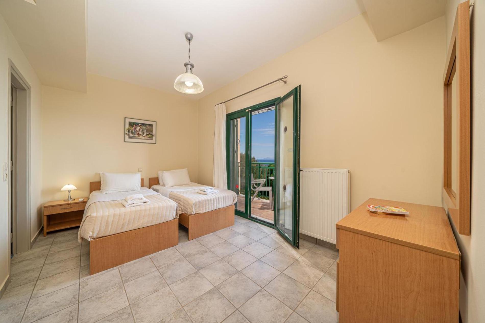Villa Niki with swimming pool