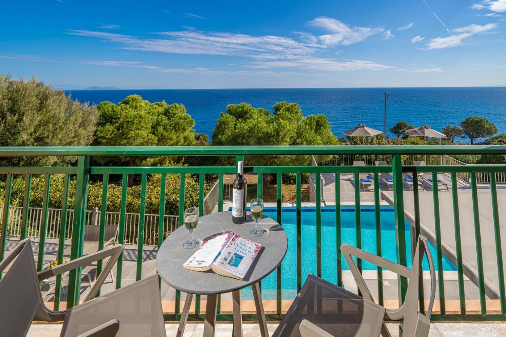 Villa Niki with swimming pool