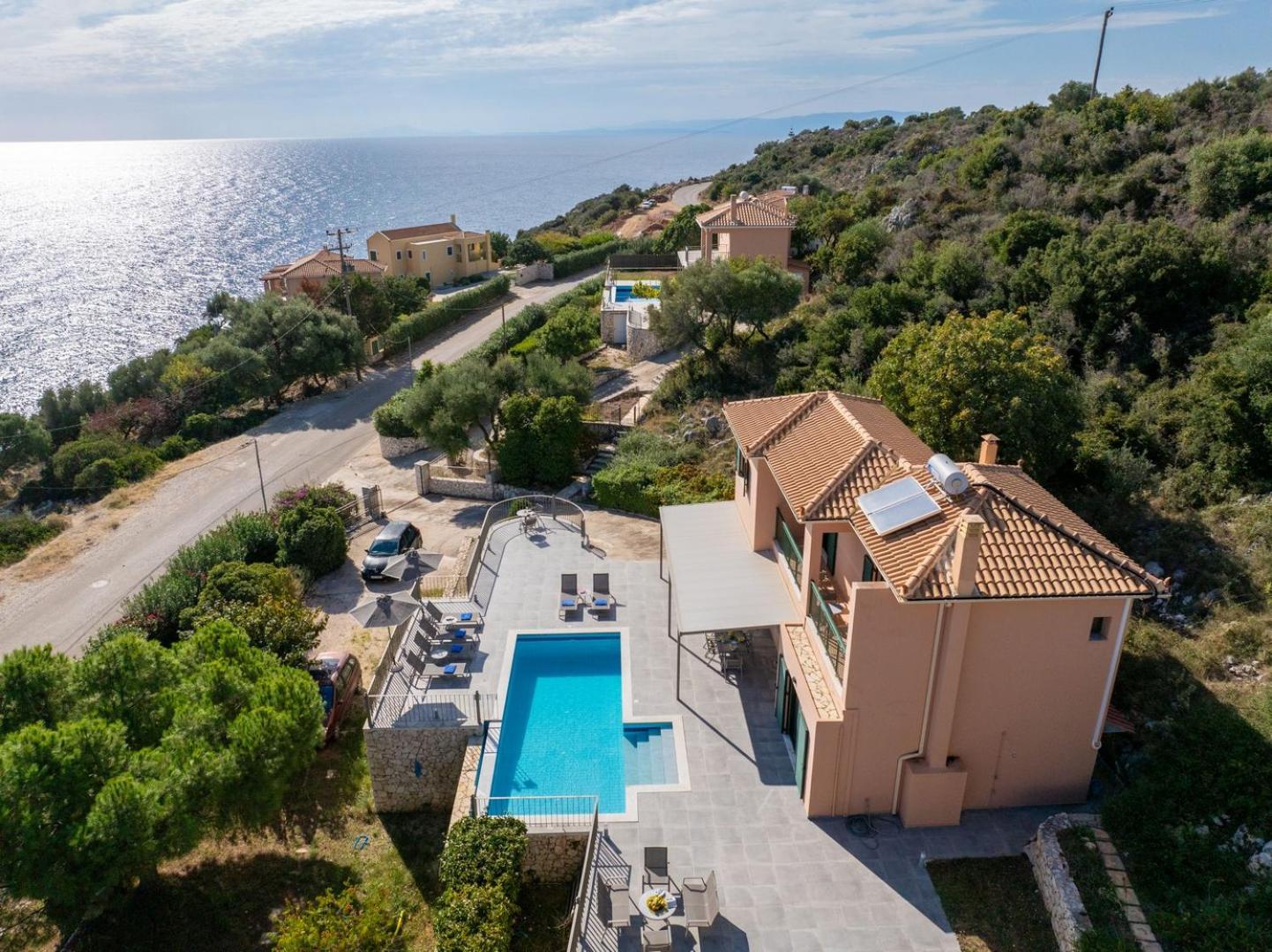 Villa Niki with swimming pool