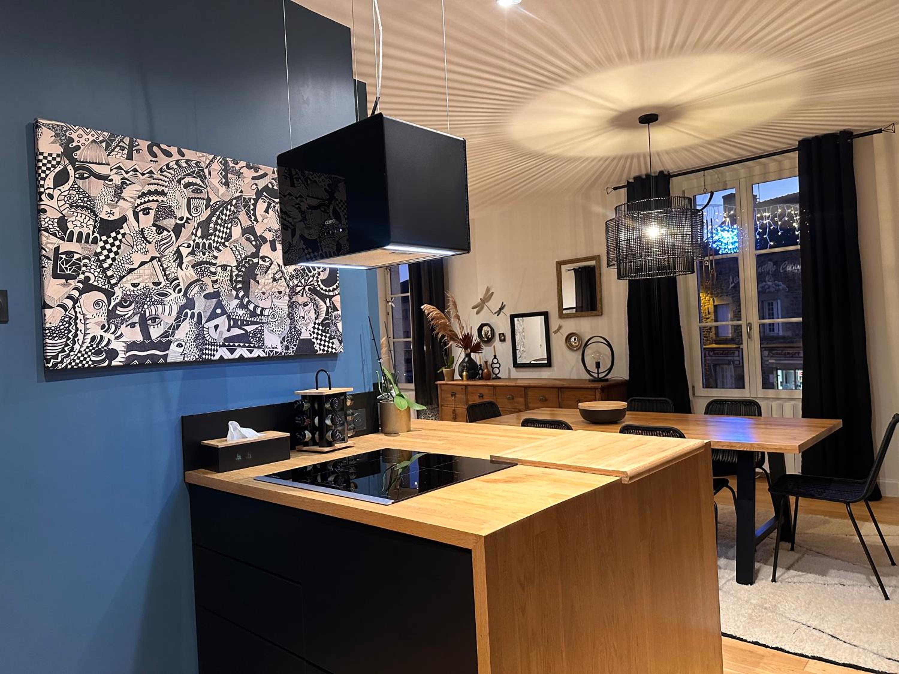 Les Libellules Appartement avec baignoire spa à Dinan Lanvallay