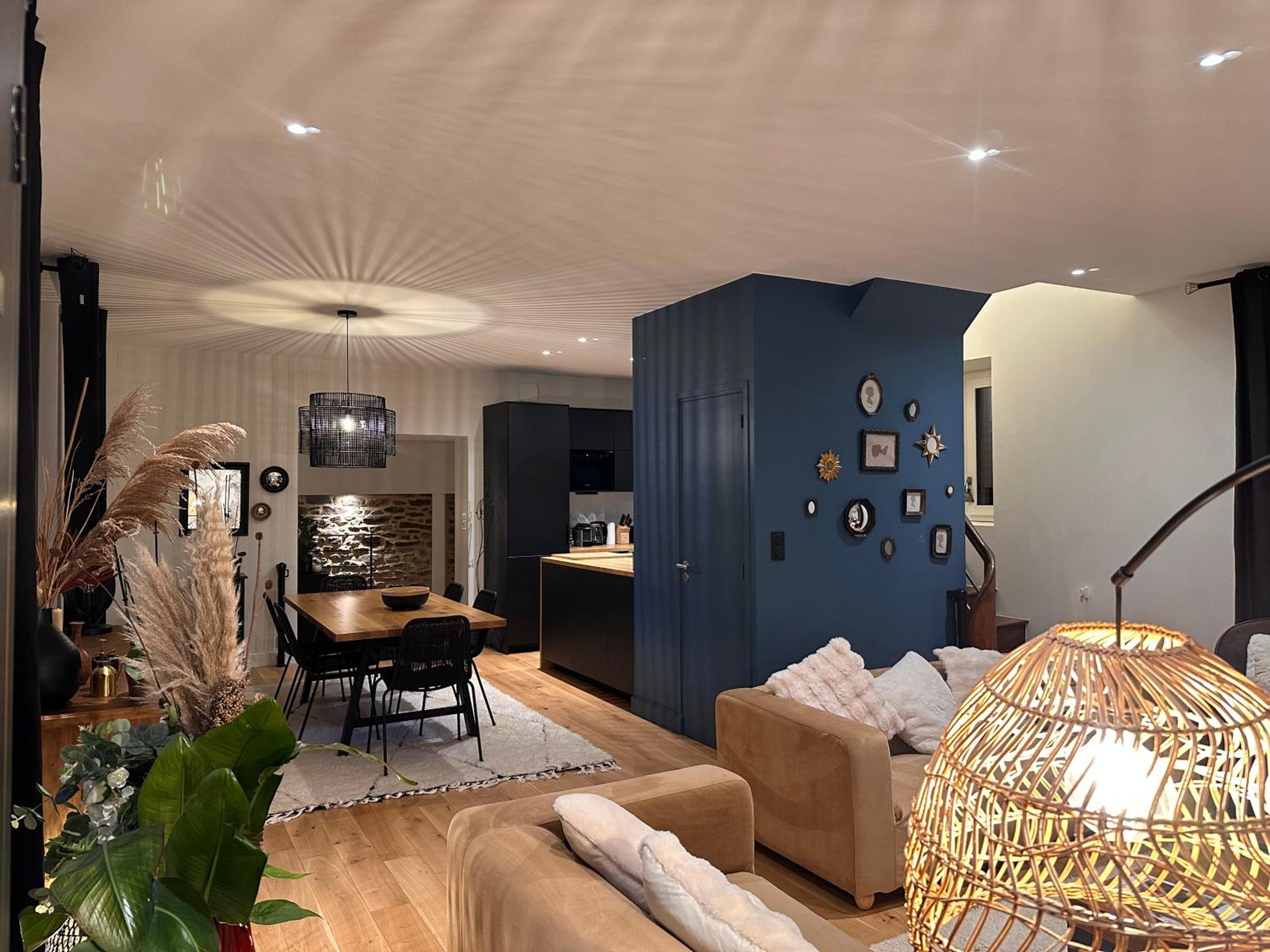 Les Libellules Appartement avec baignoire spa à Dinan Lanvallay