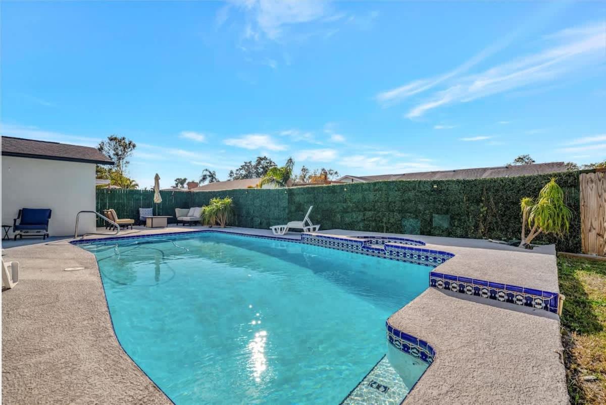 Heated Pool 3b&2b home
