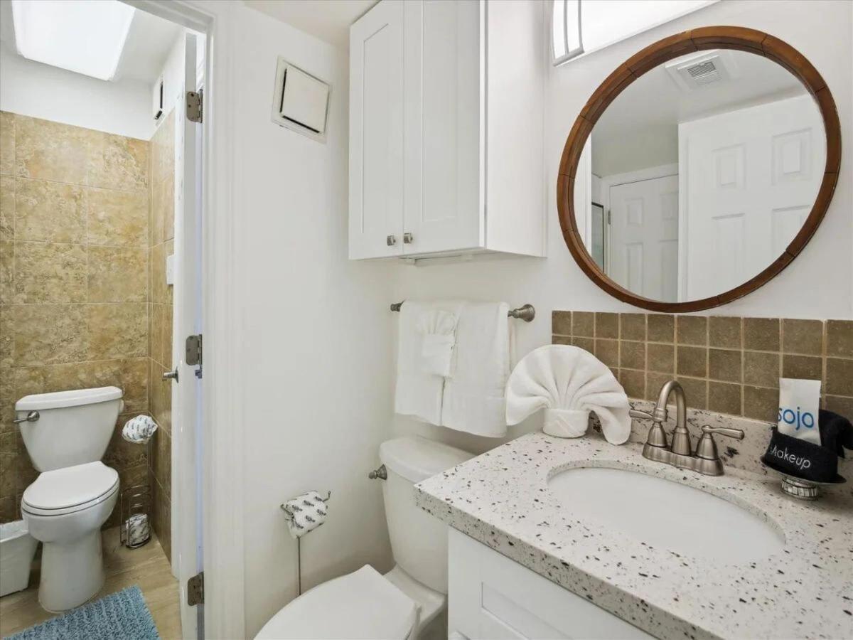 Ocean Front Condo - 3 Bdrms - Hot Tubs - 2 Pools - Gym - Tennis ct - Shoreline Stays