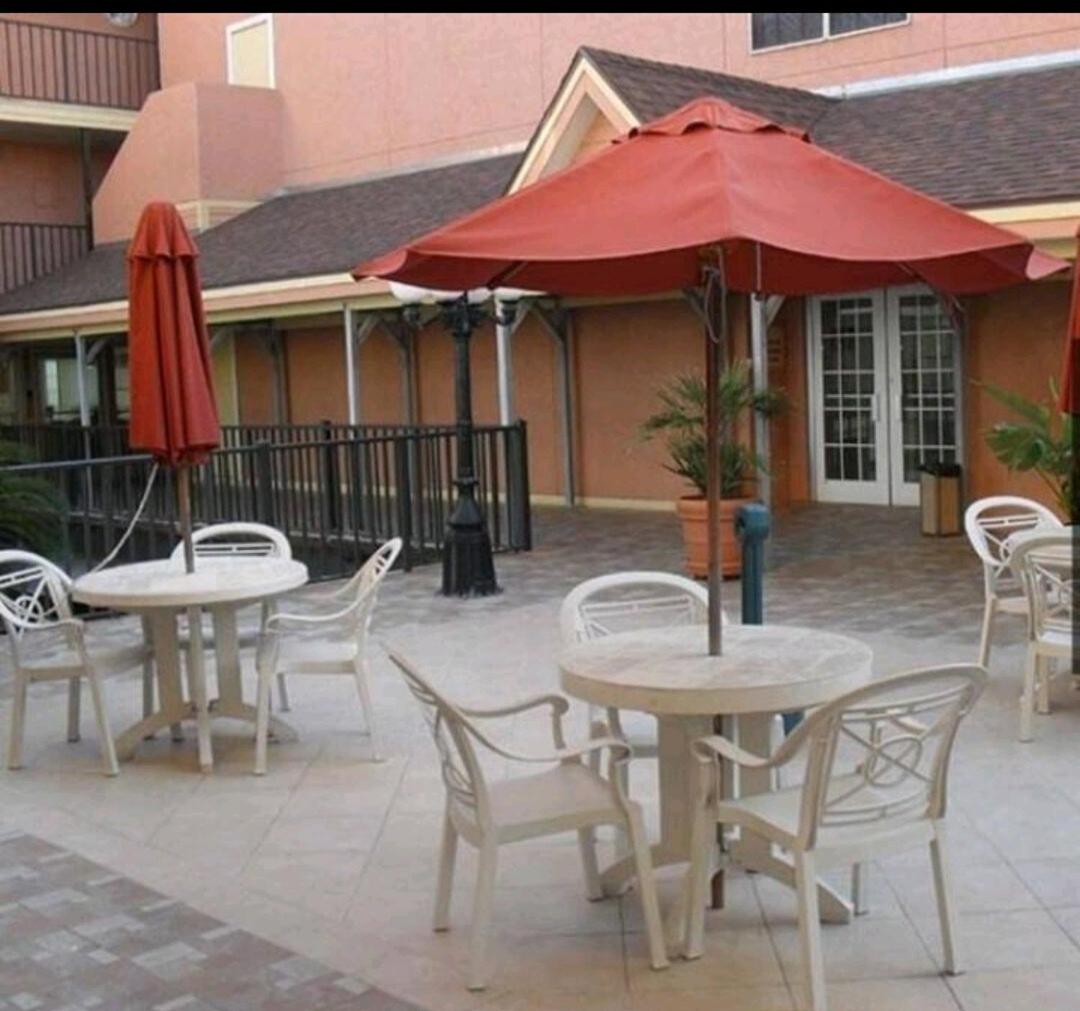 Ocean Front Condo - 3 Bdrms - Hot Tubs - 2 Pools - Gym - Tennis ct - Shoreline Stays