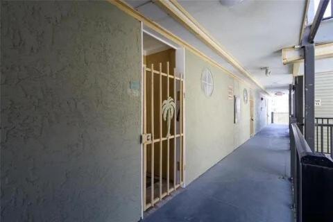 Ocean Front Condo - 3 Bdrms - Hot Tubs - 2 Pools - Gym - Tennis ct - Shoreline Stays