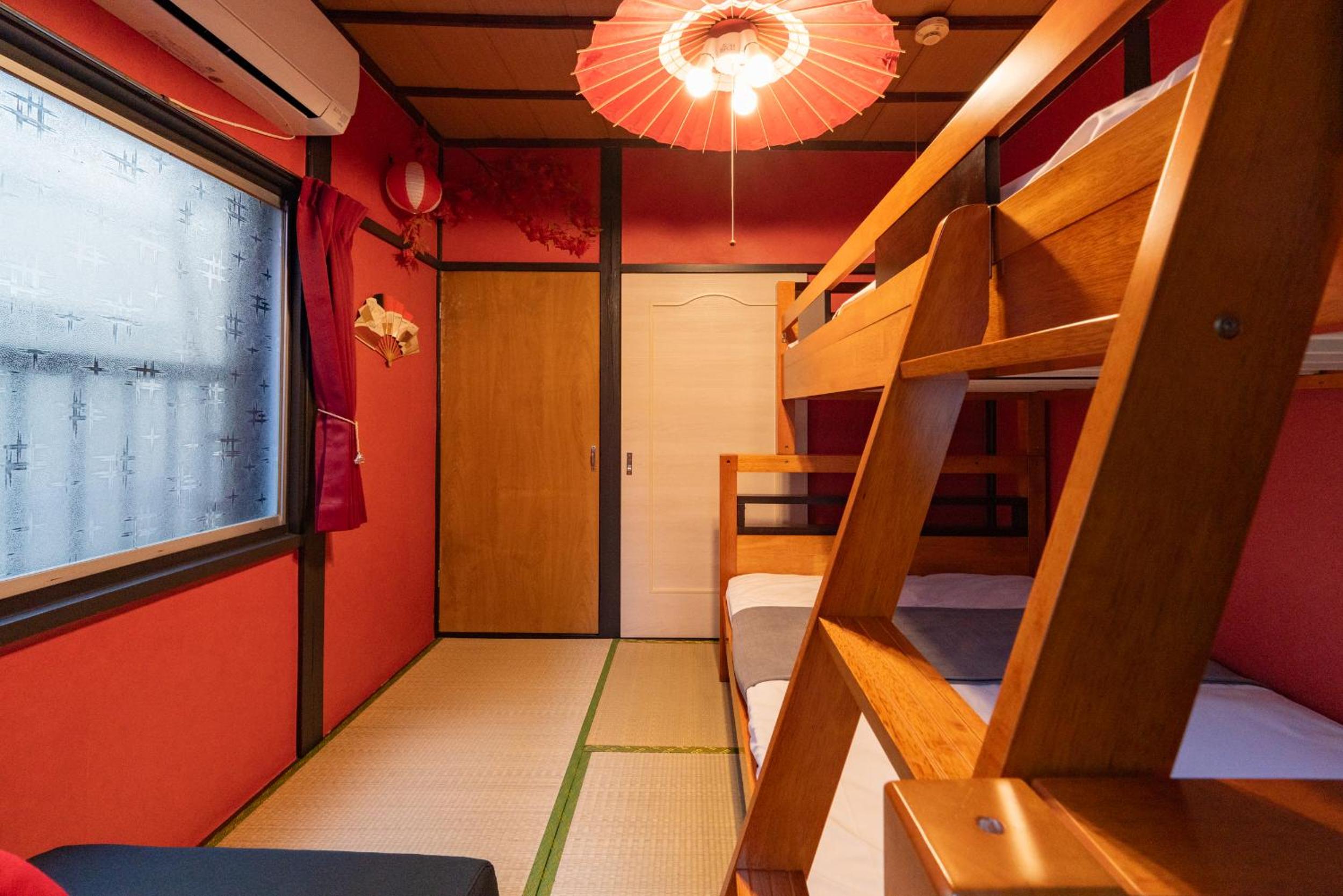 LEON RESORT HOTEL B 4rooms MAX14people 6min Shinjuku 11min Shibuya 12min walk Ikebukuro LEON RESORT IKEBUKURO traditional Japanese room 池袋 最大14名