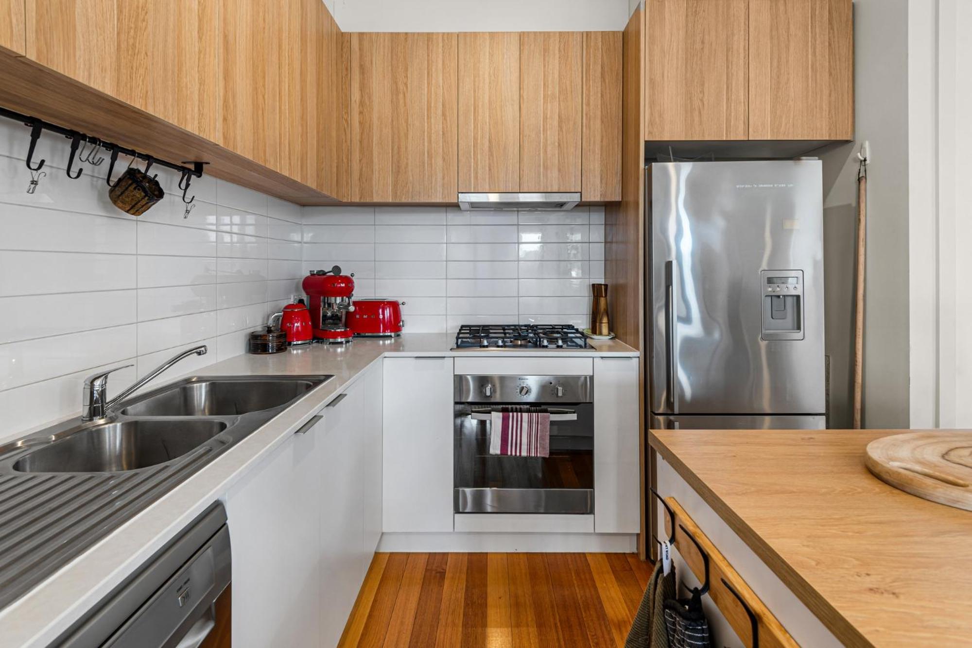 Charming Retro Townhouse in Vibrant Coburg