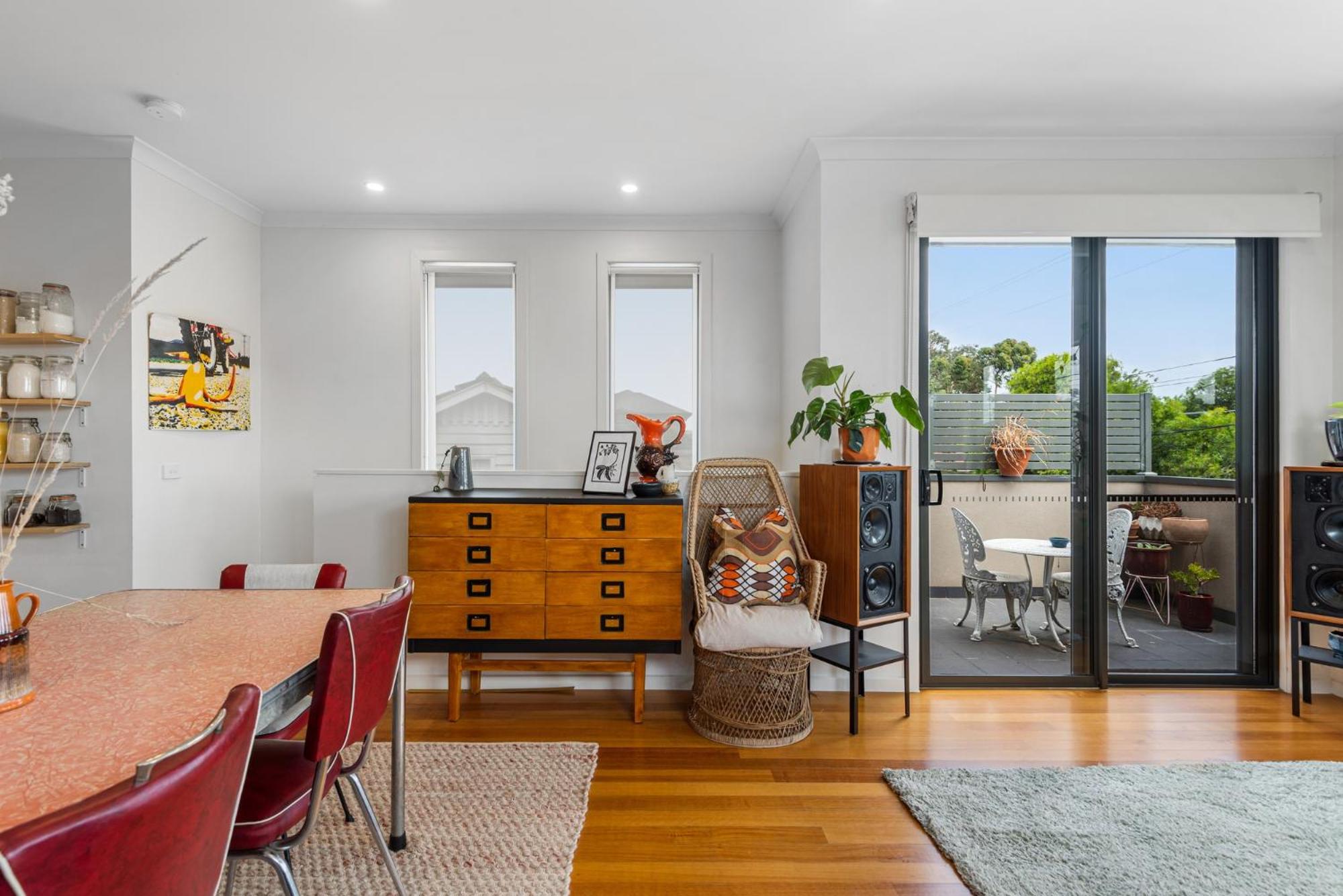 Charming Retro Townhouse in Vibrant Coburg