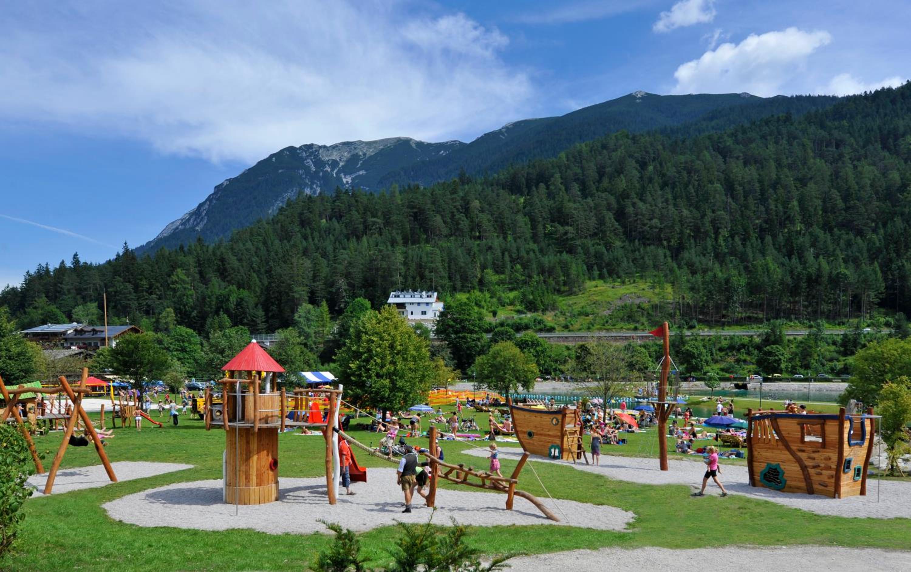 Chalet & Apartments Tiroler Bua