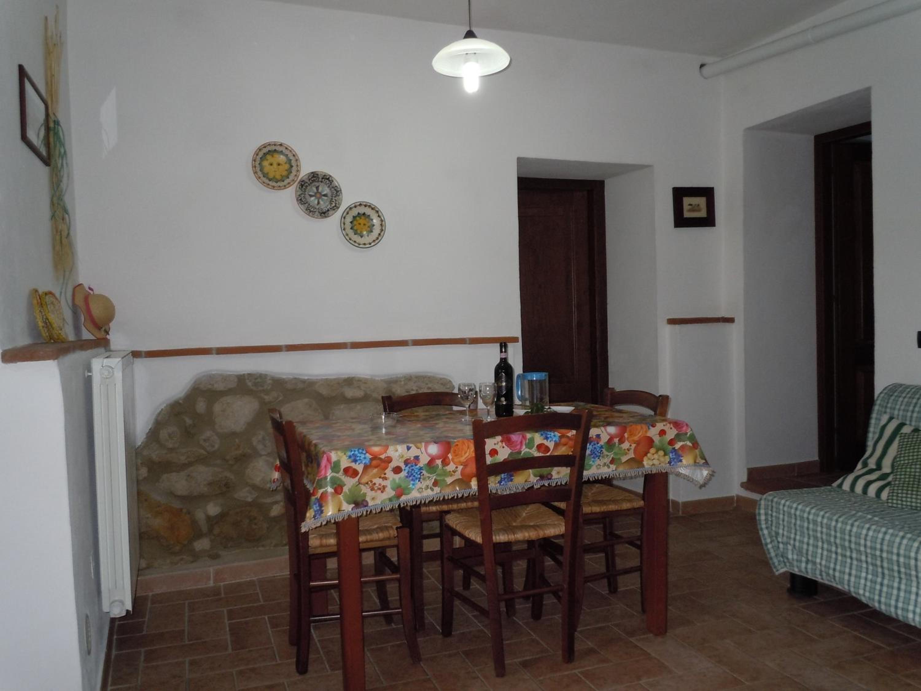 Photo 33
