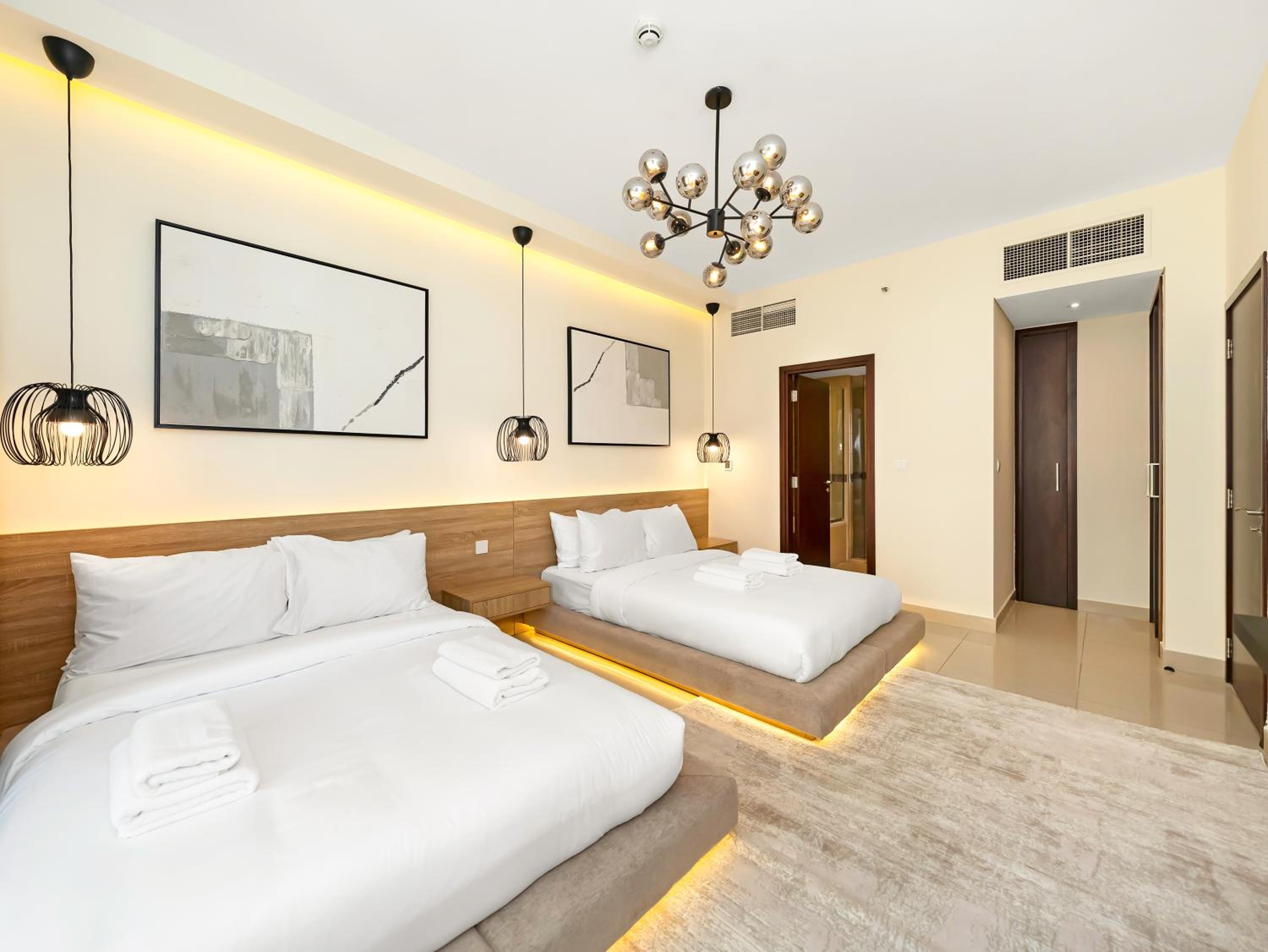 Royal Vista - Luxury 2BR Apartment at 29 Boulevard Tower - Downtown