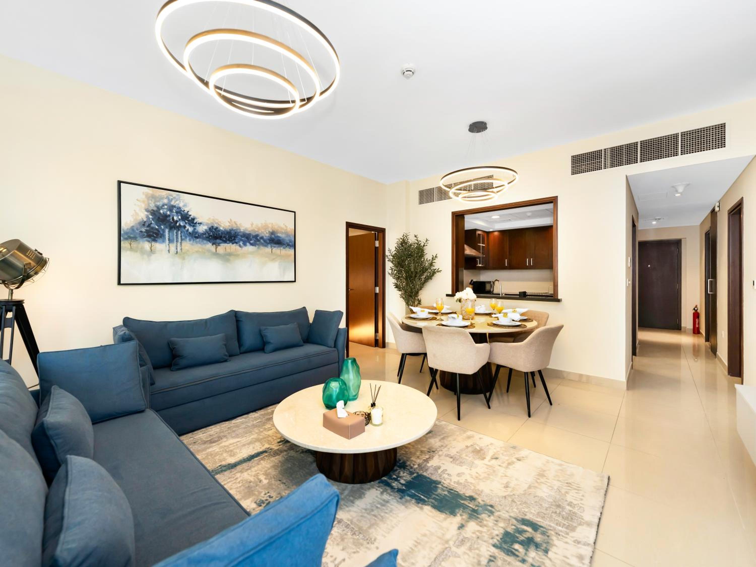 Royal Vista - Luxury 2BR Apartment at 29 Boulevard Tower - Downtown