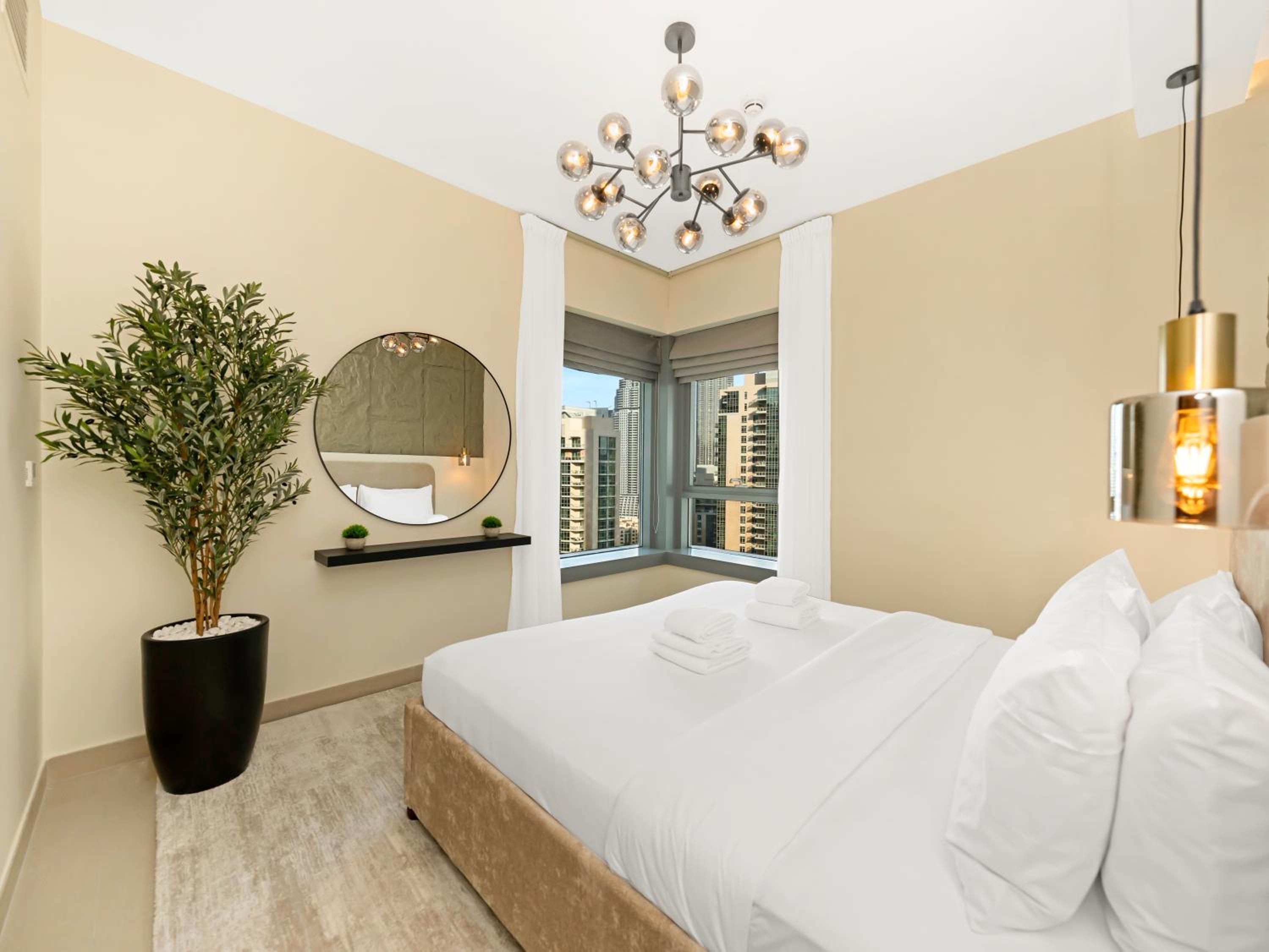 Royal Vista - Luxury 2BR Apartment at 29 Boulevard Tower - Downtown