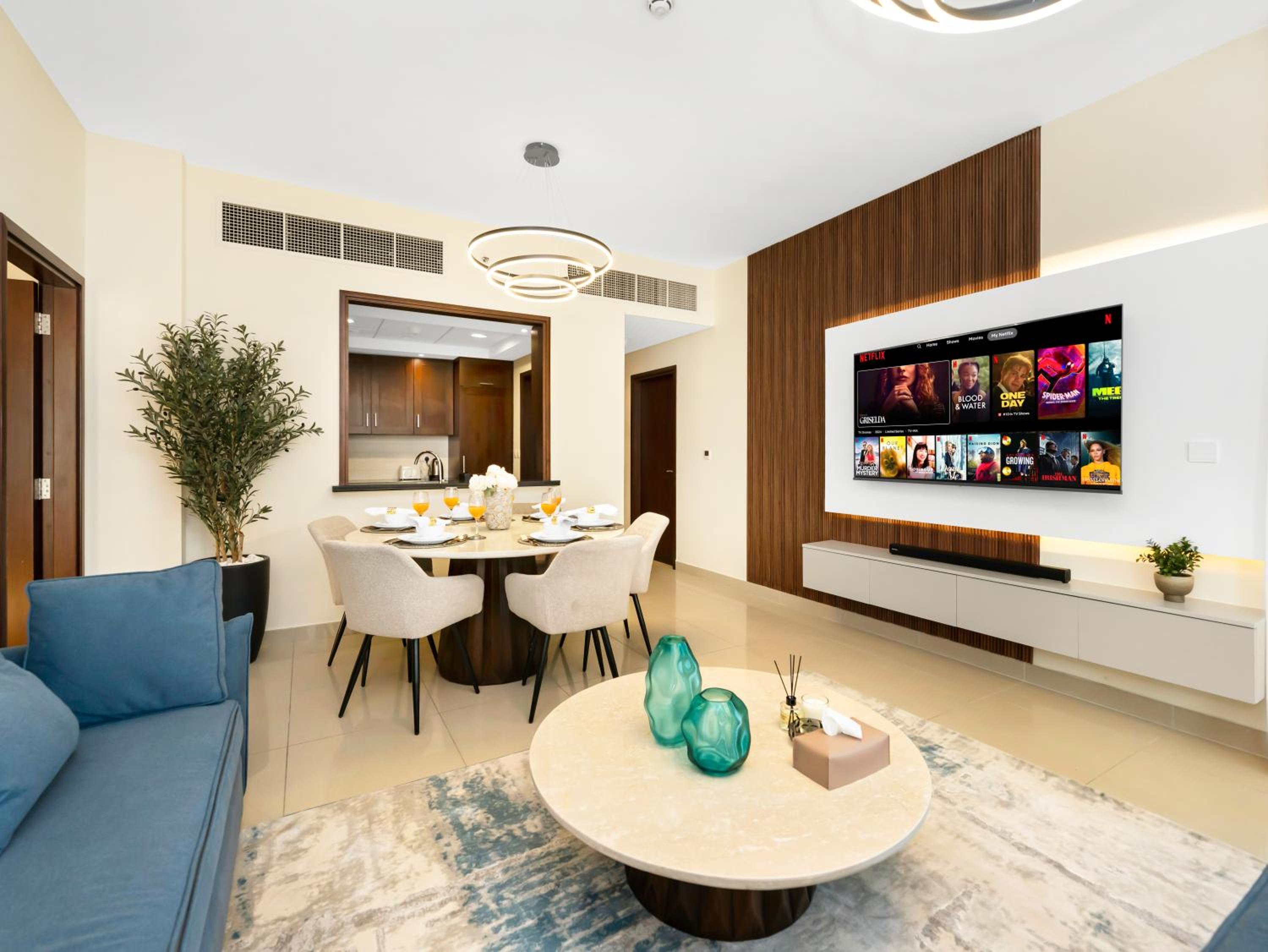 Royal Vista - Luxury 2BR Apartment at 29 Boulevard Tower - Downtown