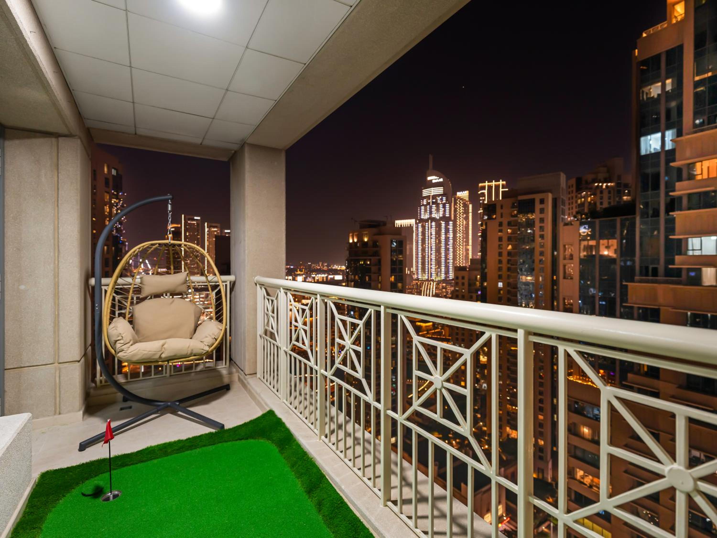 Royal Vista - Luxury 2BR Apartment at 29 Boulevard Tower - Downtown