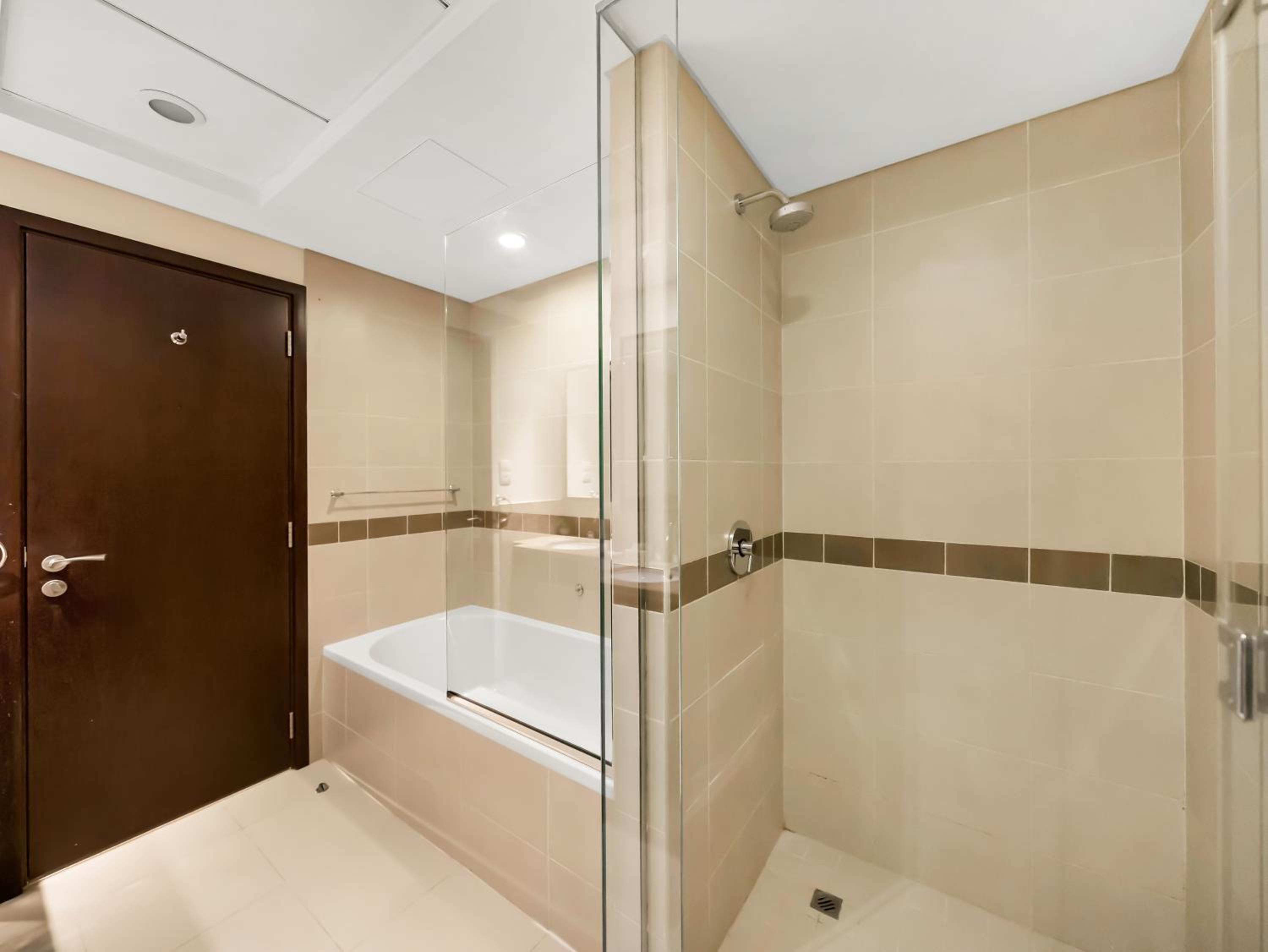 Royal Vista - Luxury 2BR Apartment at 29 Boulevard Tower - Downtown