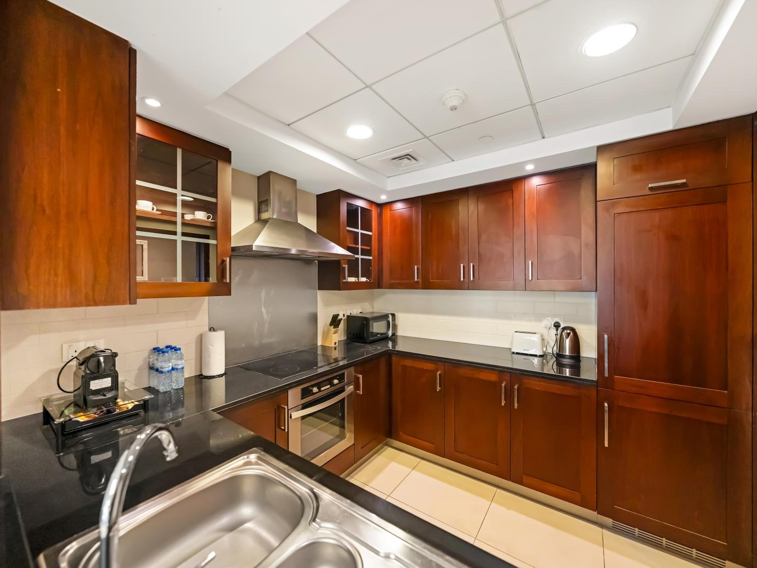 Royal Vista - Luxury 2BR Apartment at 29 Boulevard Tower - Downtown