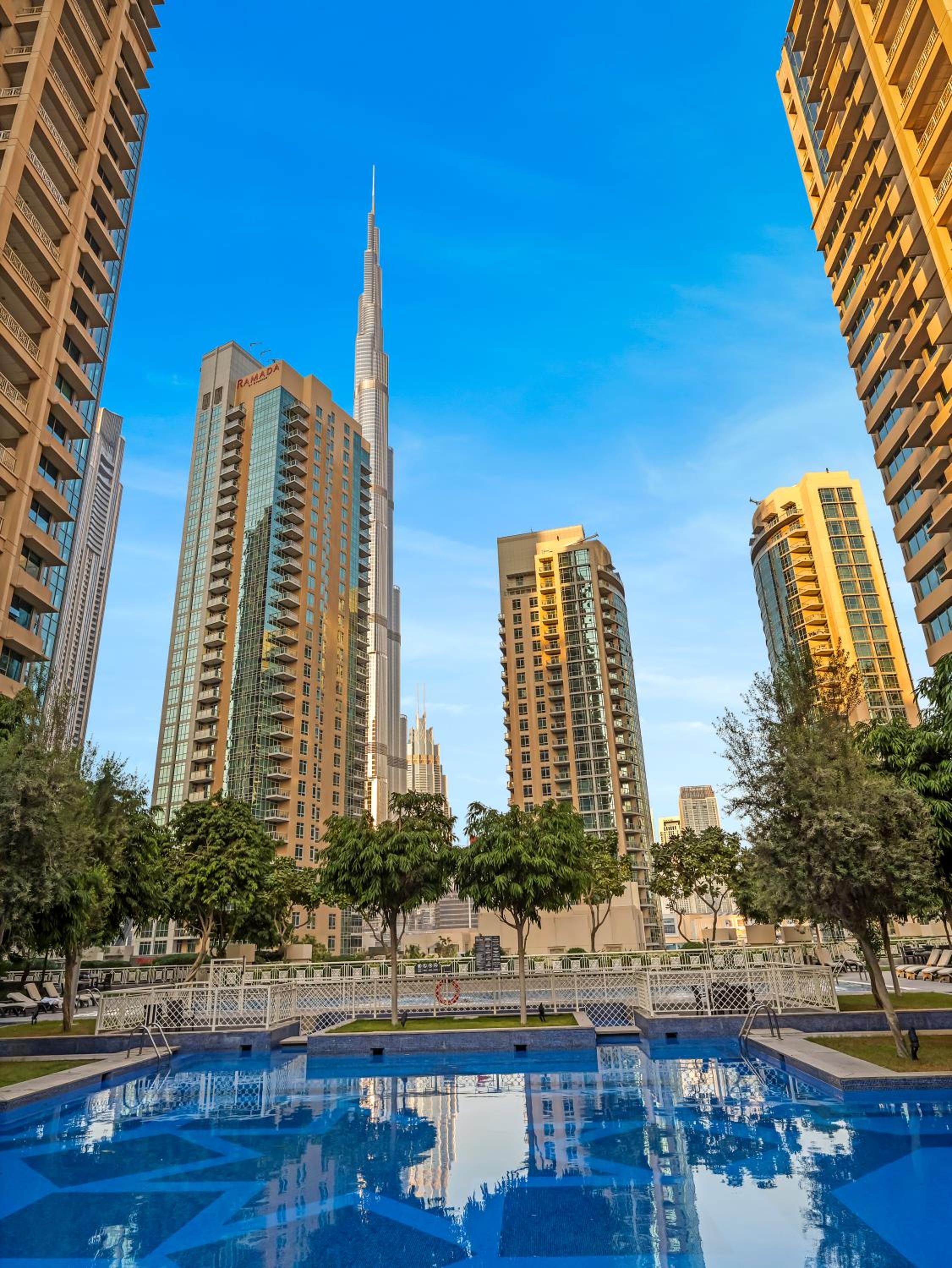 Royal Vista - Luxury 2BR Apartment at 29 Boulevard Tower - Downtown