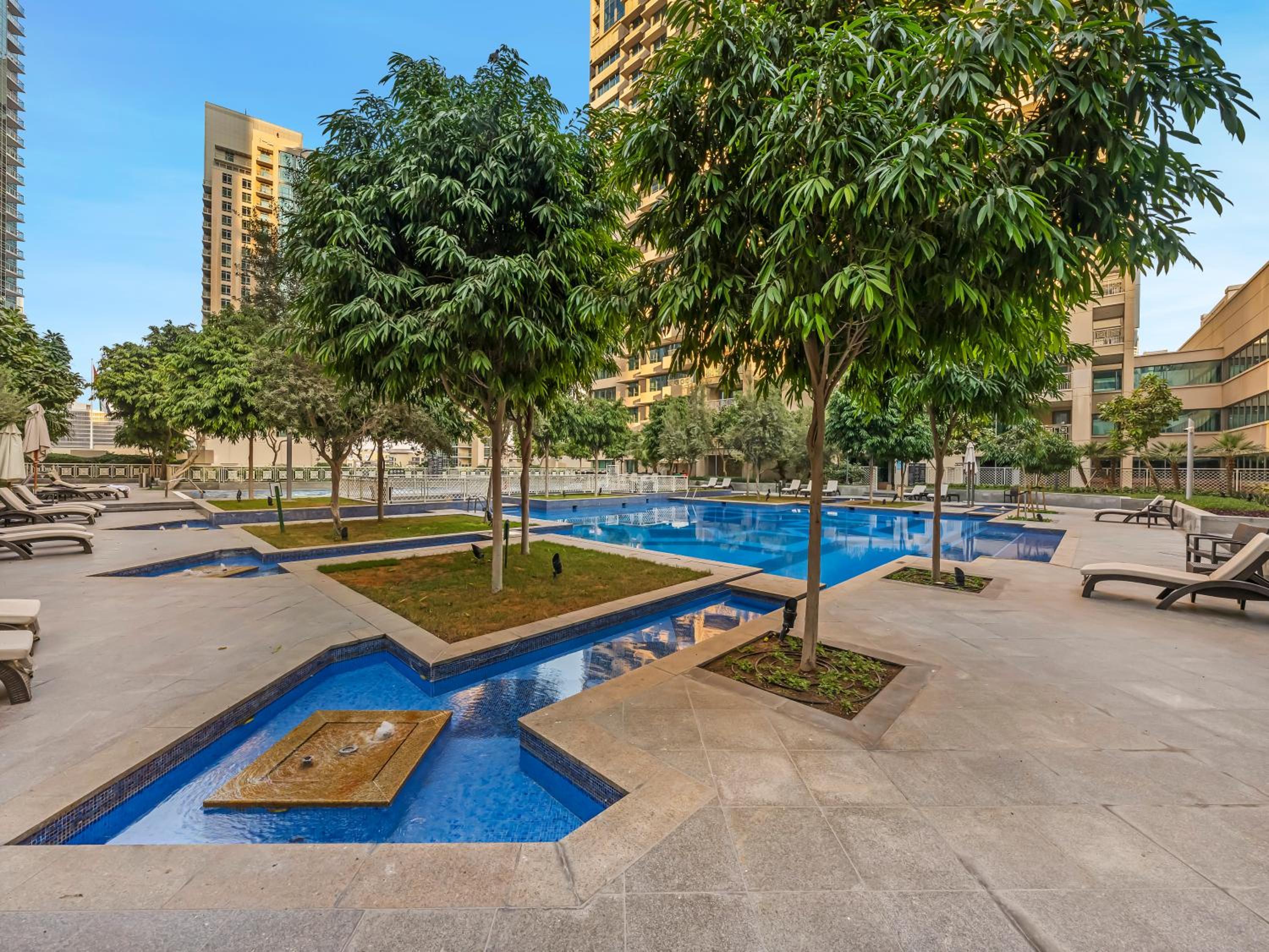 Royal Vista - Luxury 2BR Apartment at 29 Boulevard Tower - Downtown
