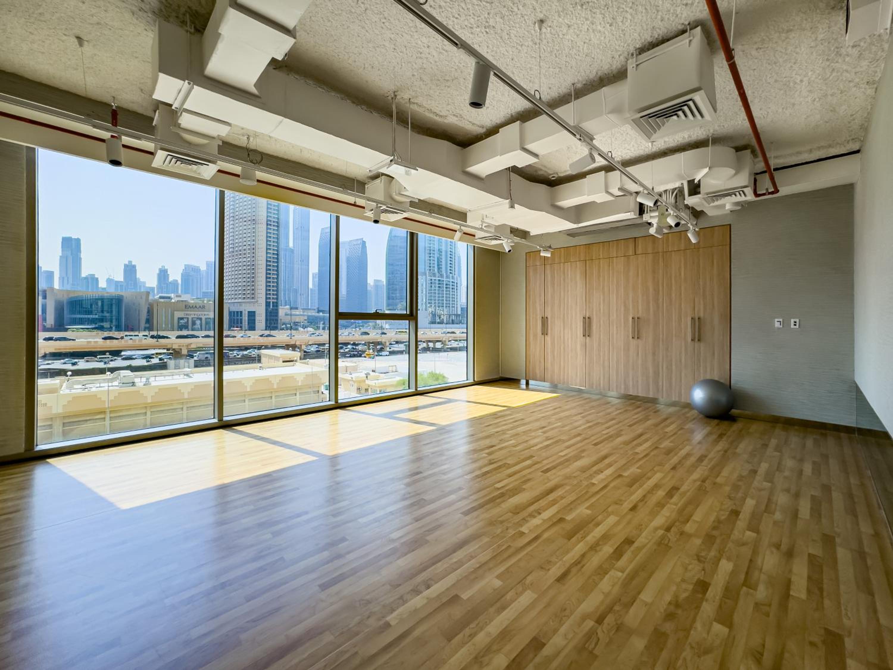 Royal Vista - Luxury 2BR Apartment at Downtown Views II - Downtown