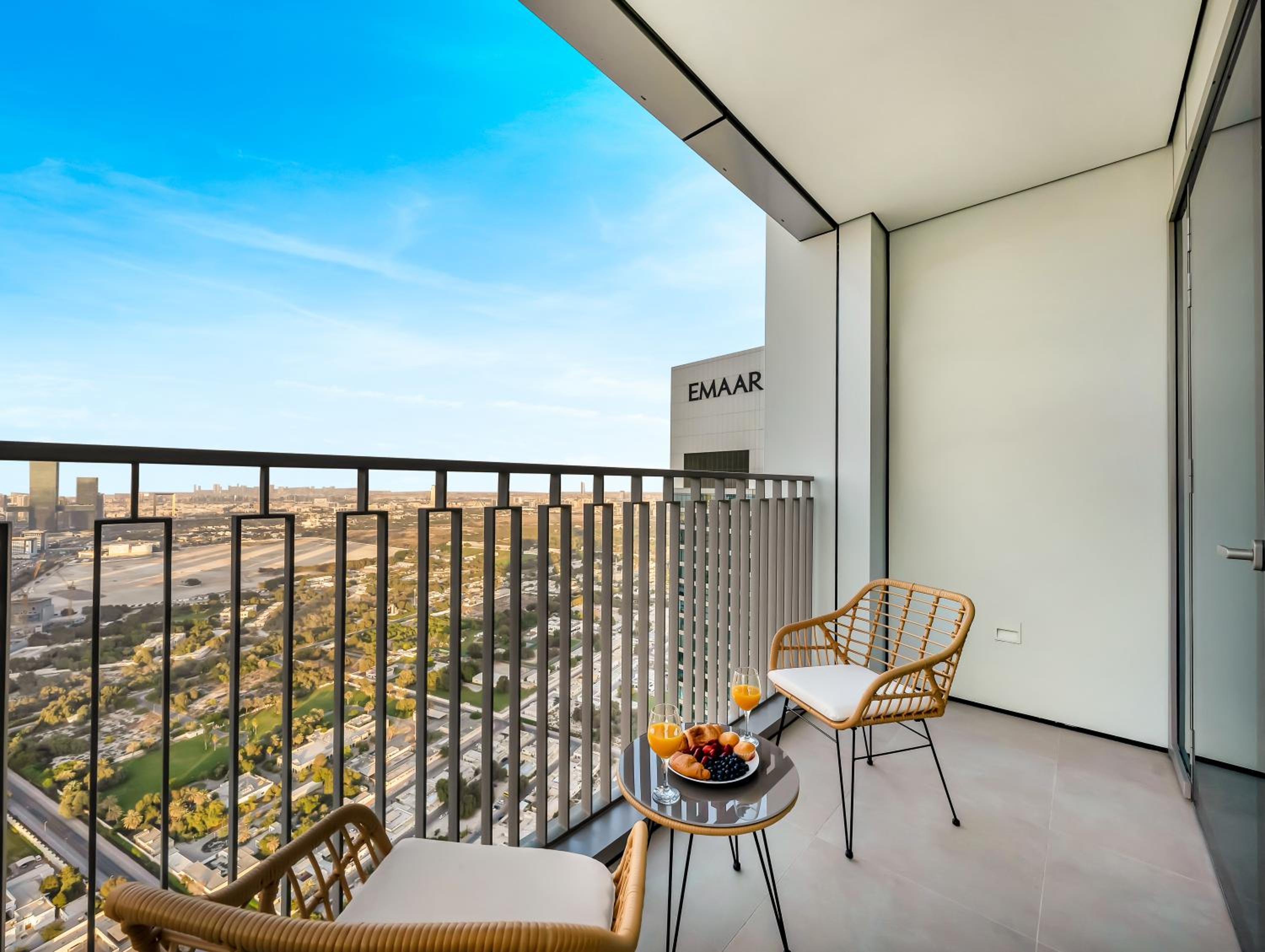 Royal Vista - Luxury 2BR Apartment at Downtown Views II - Downtown
