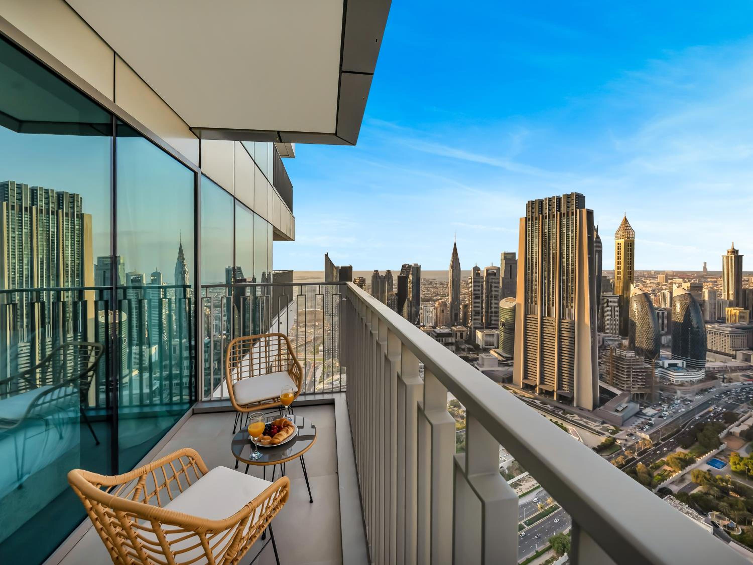 Royal Vista - Luxury 2BR Apartment at Downtown Views II - Downtown