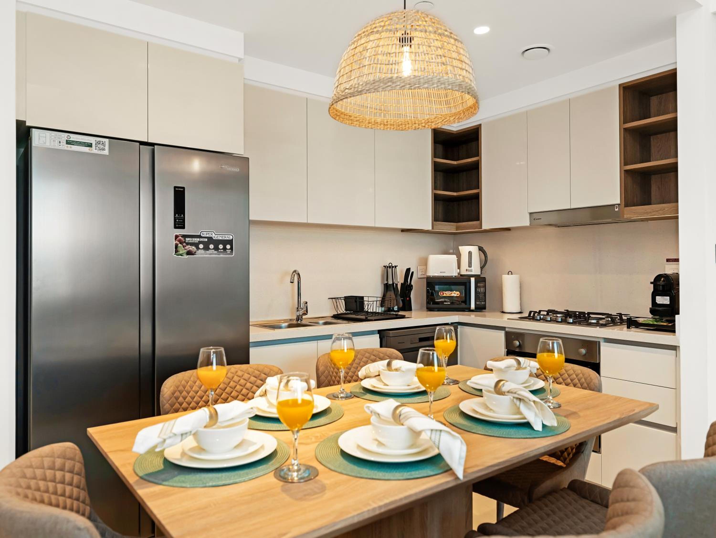 Royal Vista - Luxury 2BR Apartment at Downtown Views II - Downtown
