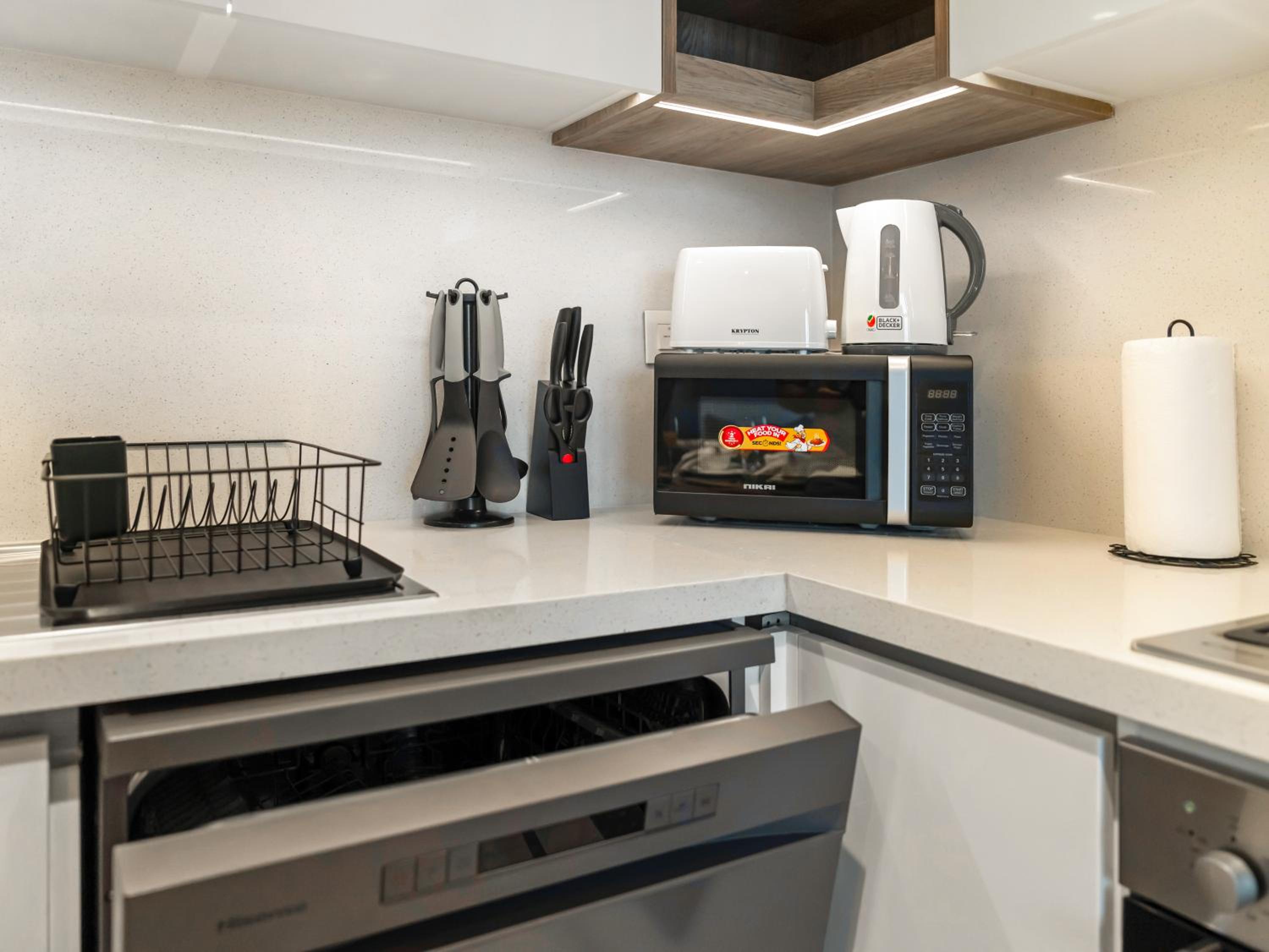 Royal Vista - Luxury 2BR Apartment at Downtown Views II - Downtown