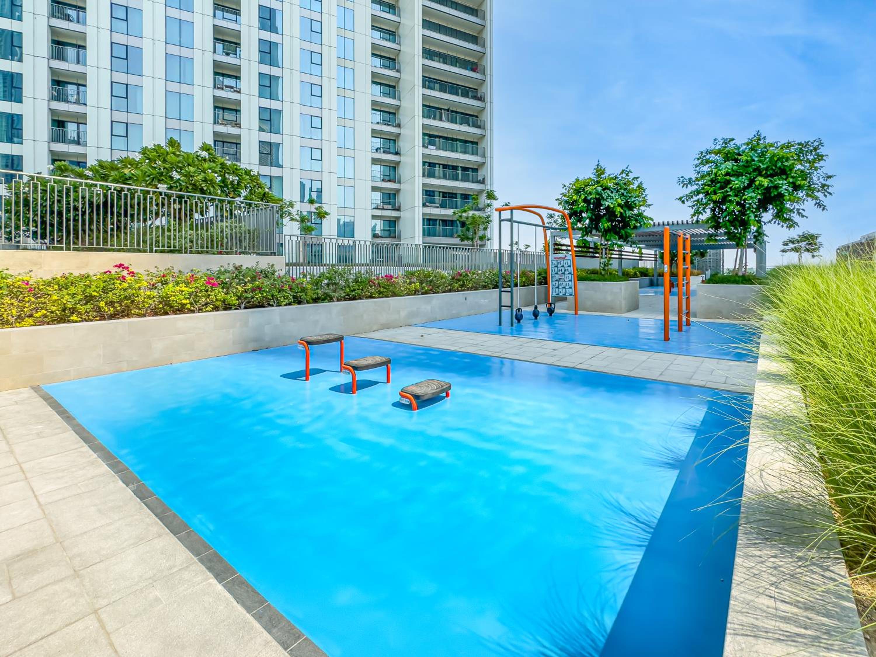 Royal Vista - Luxury 2BR Apartment at Downtown Views II - Downtown